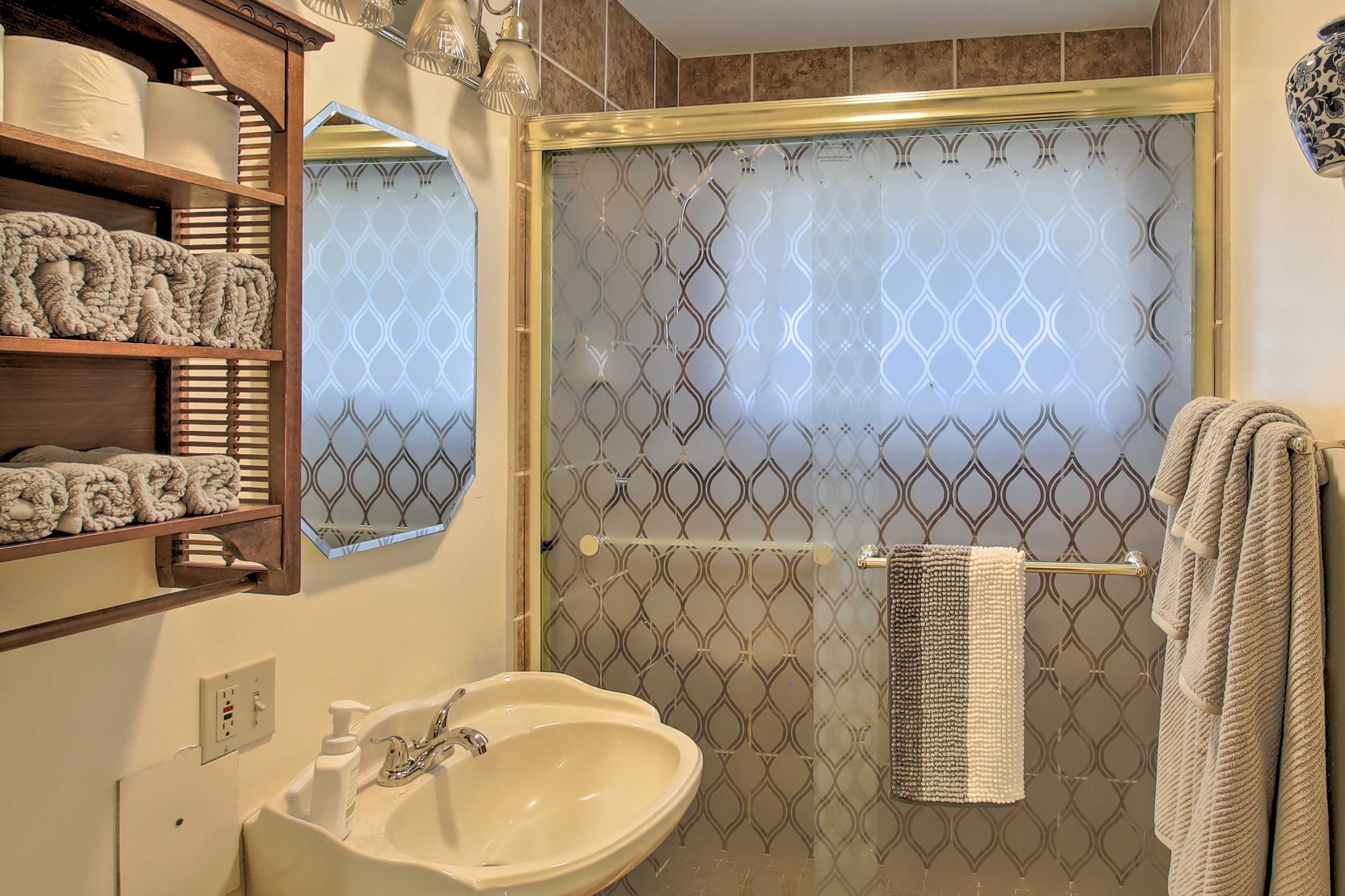 Full Bathroom