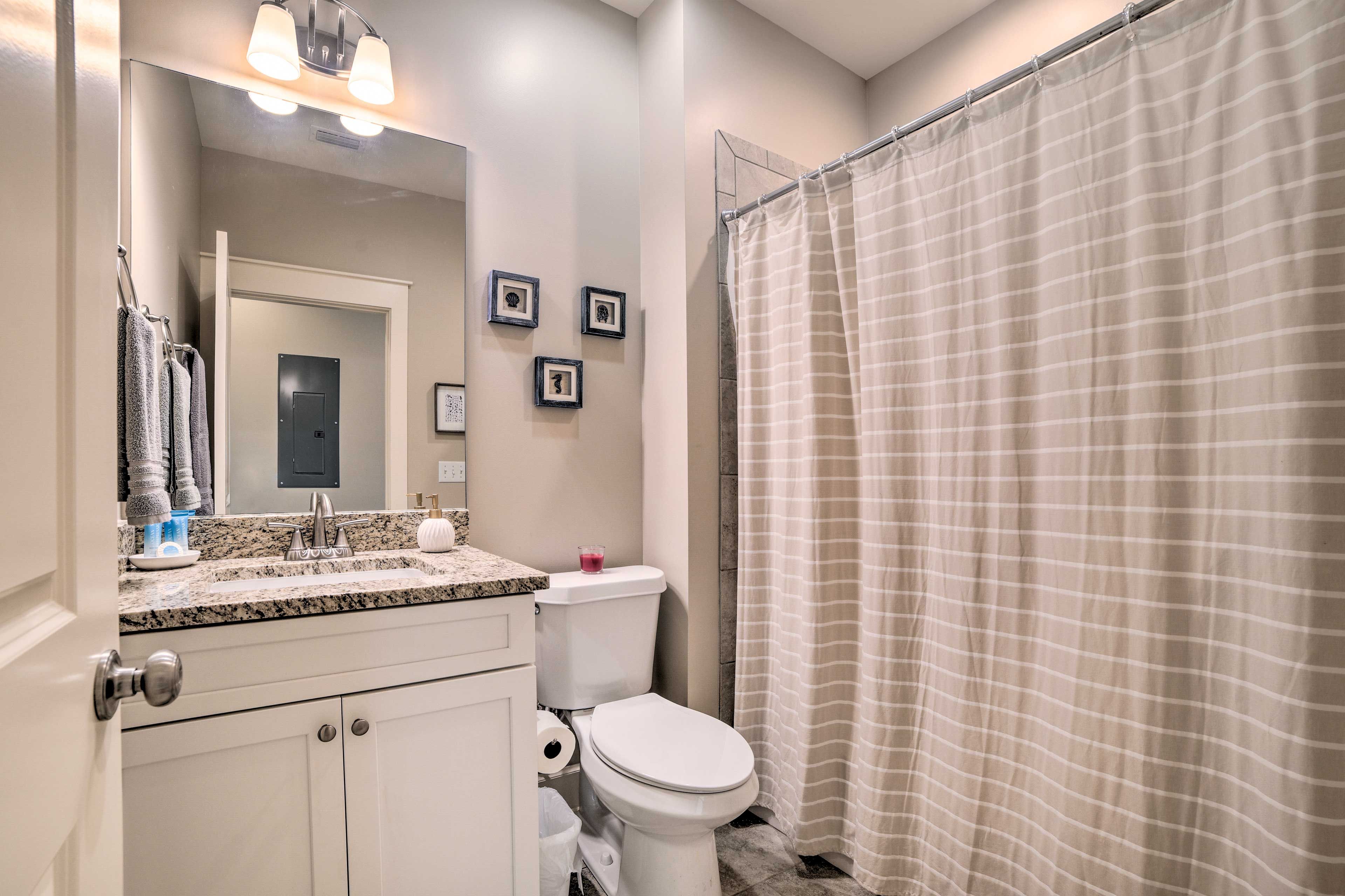 Bathroom | Towels Provided
