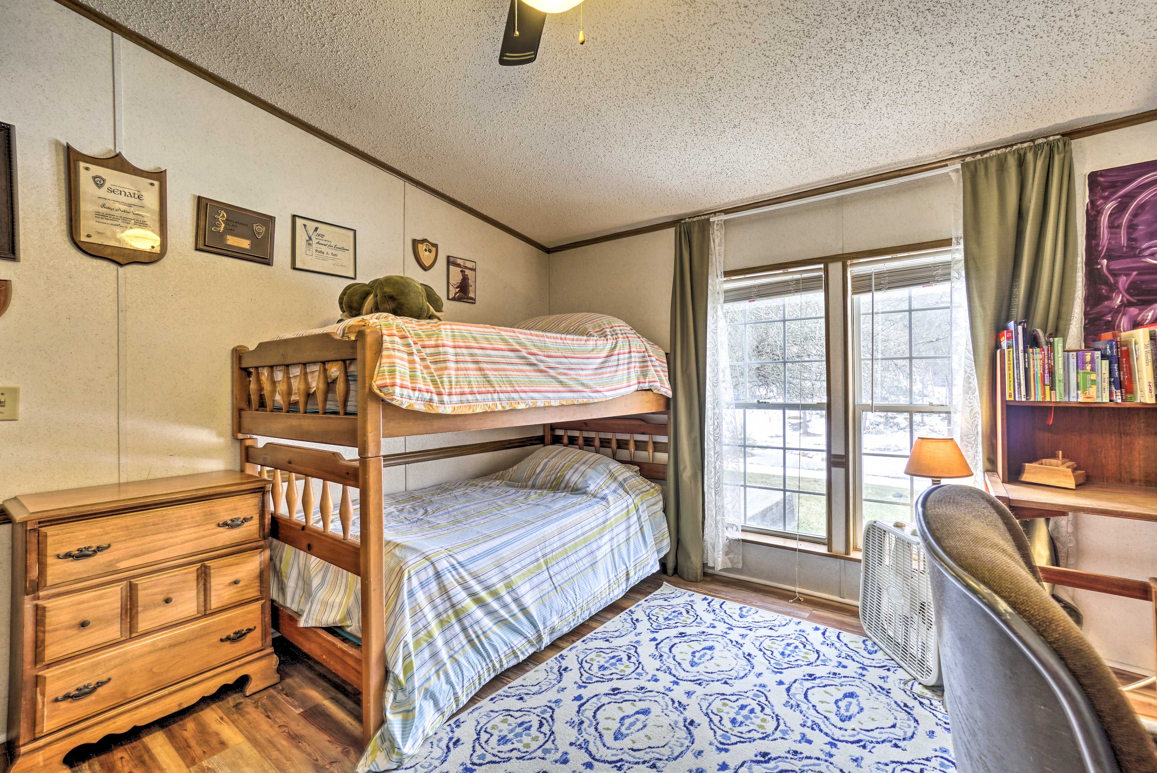 Bedroom 3 | Twin Bunk Bed