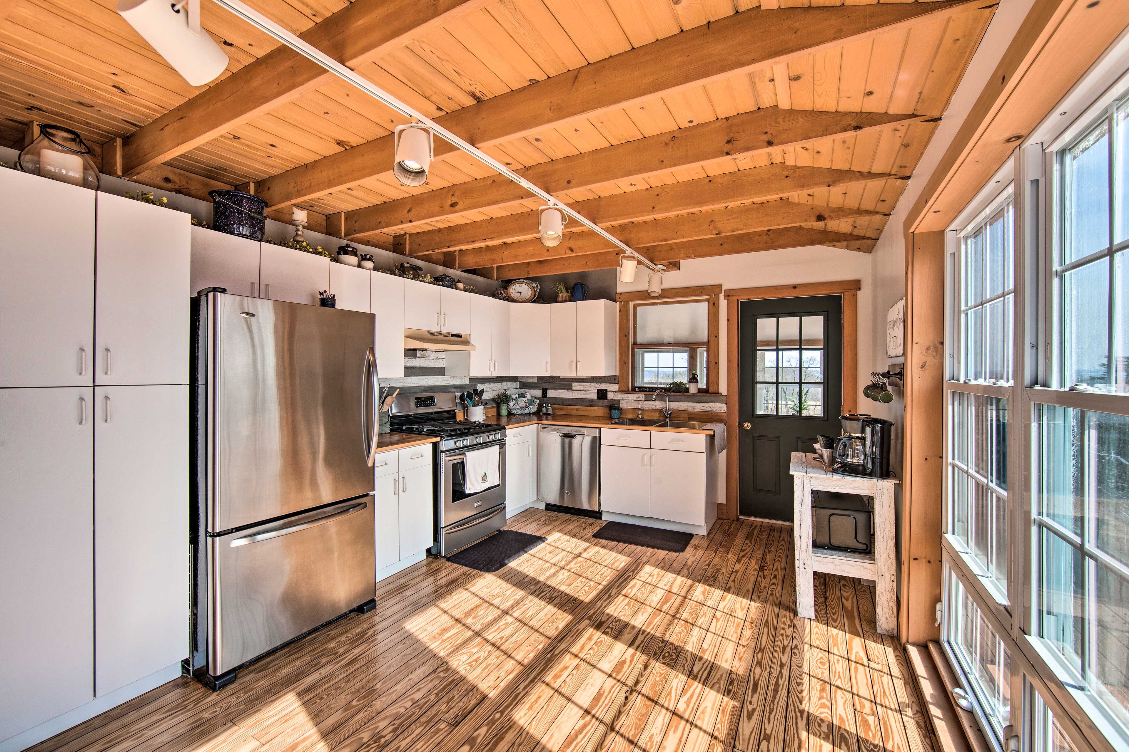 Kitchen | Fully Equipped | Cooking Basics