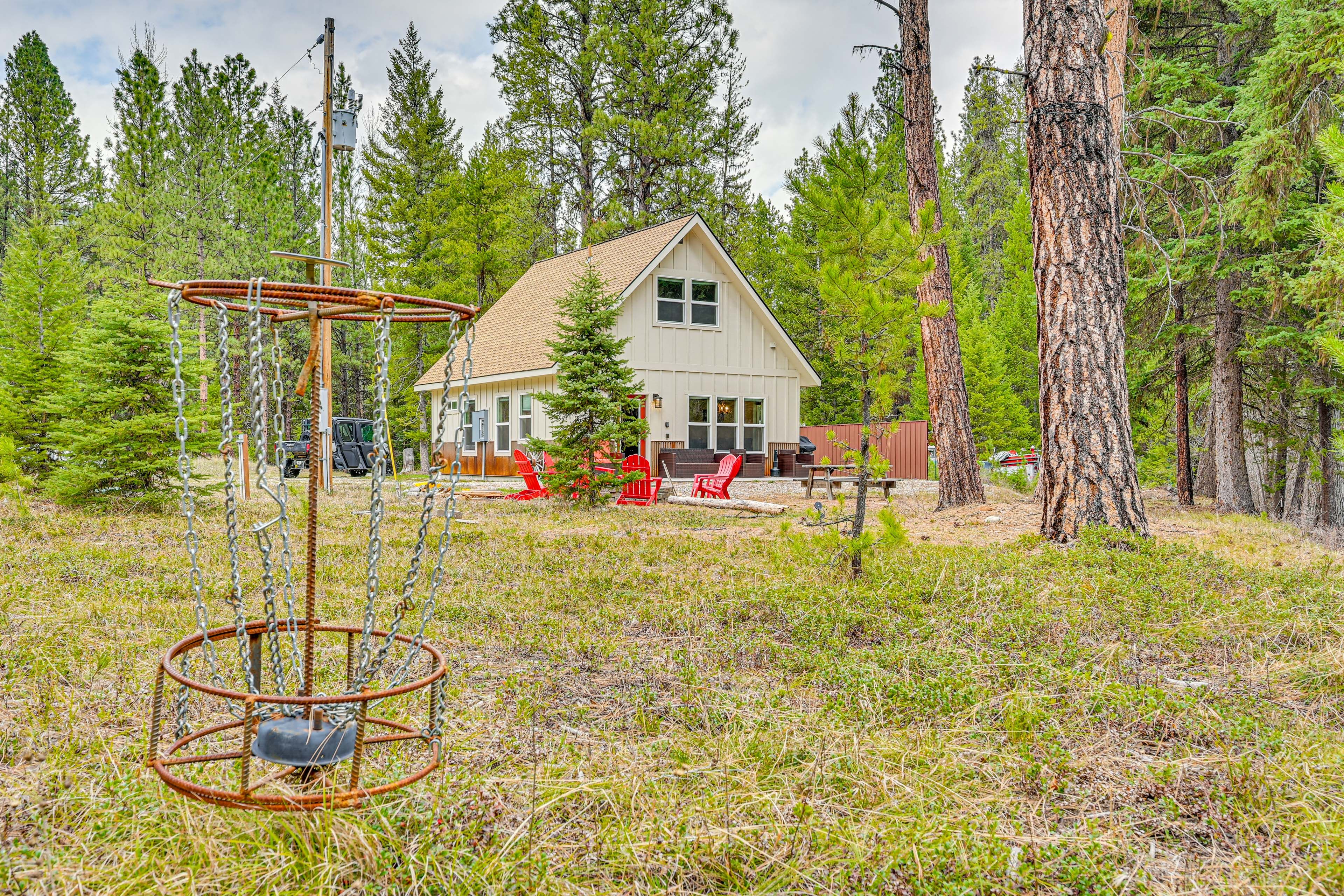 Large Yard | Disc Golf