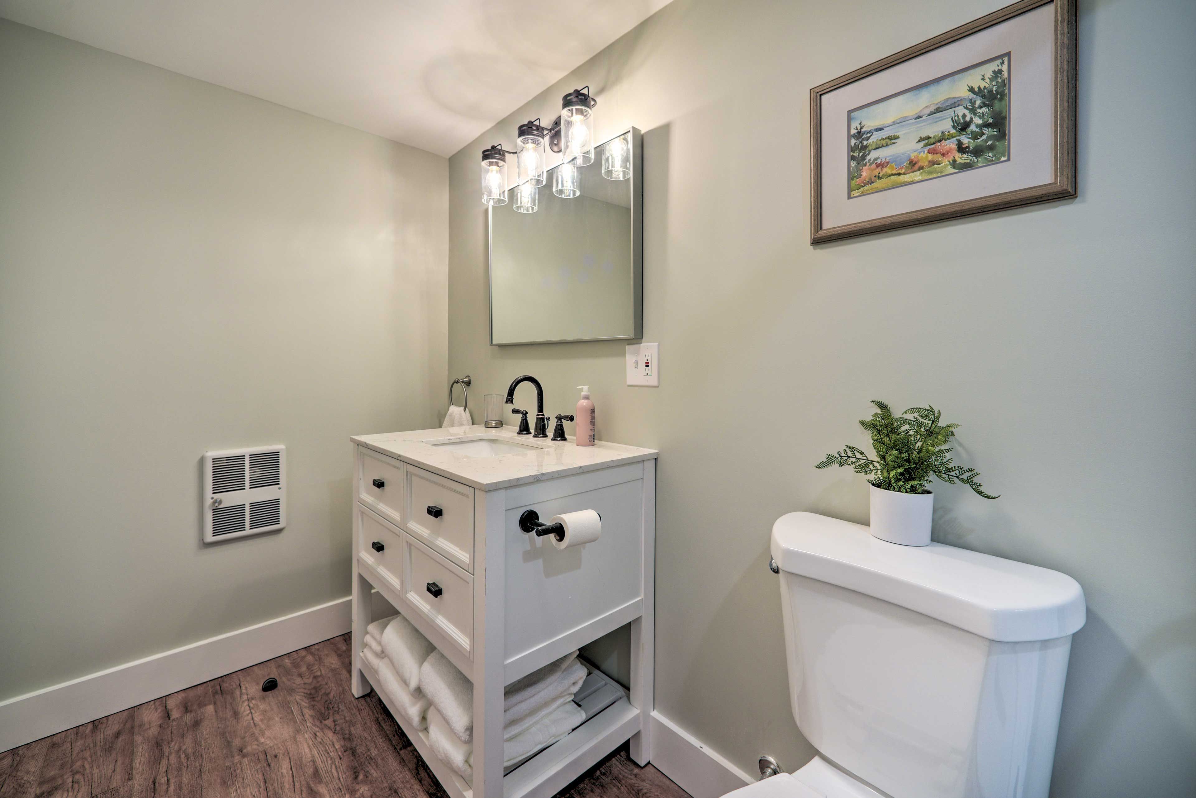 Full Bathroom