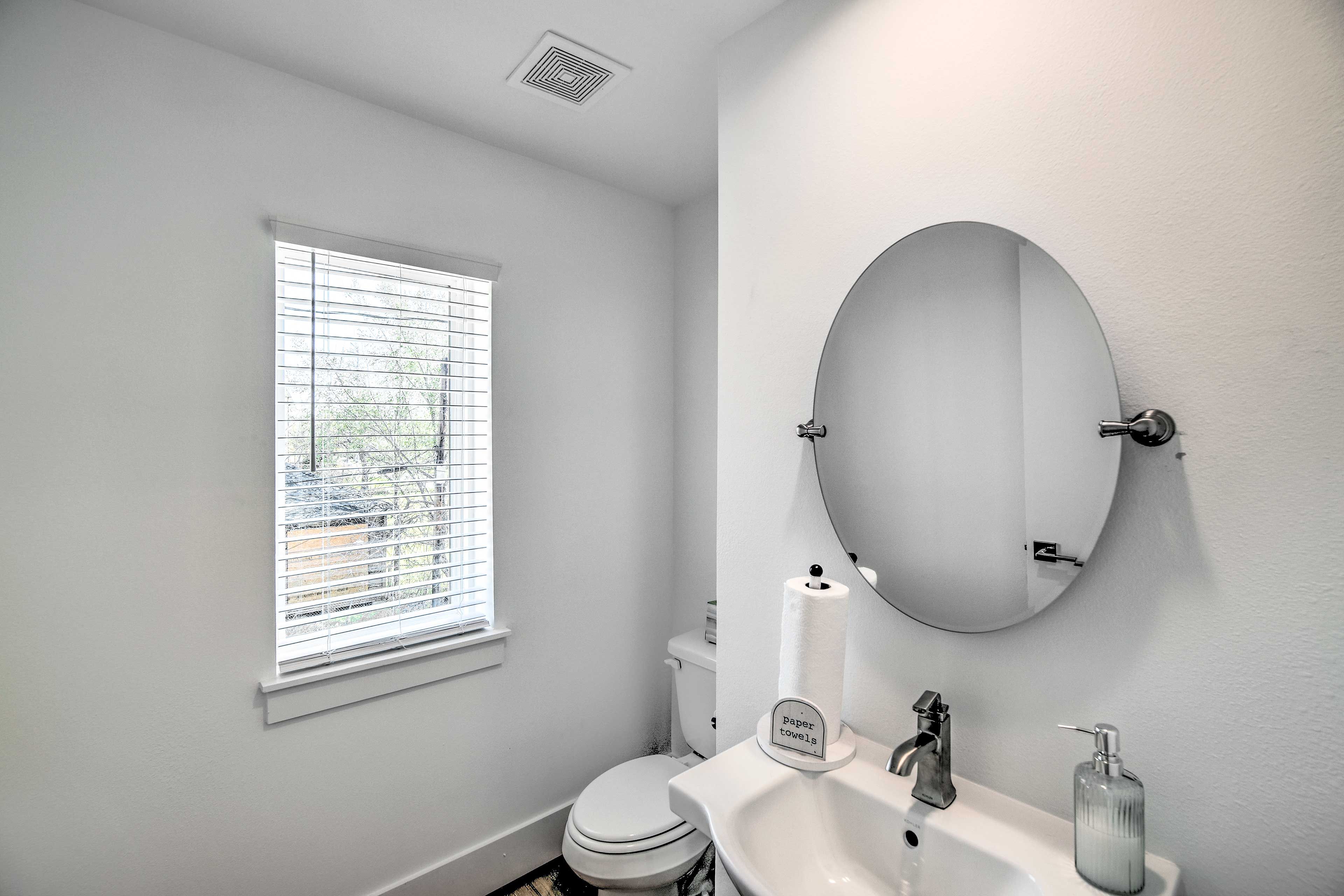 Half Bathroom | 2nd Floor