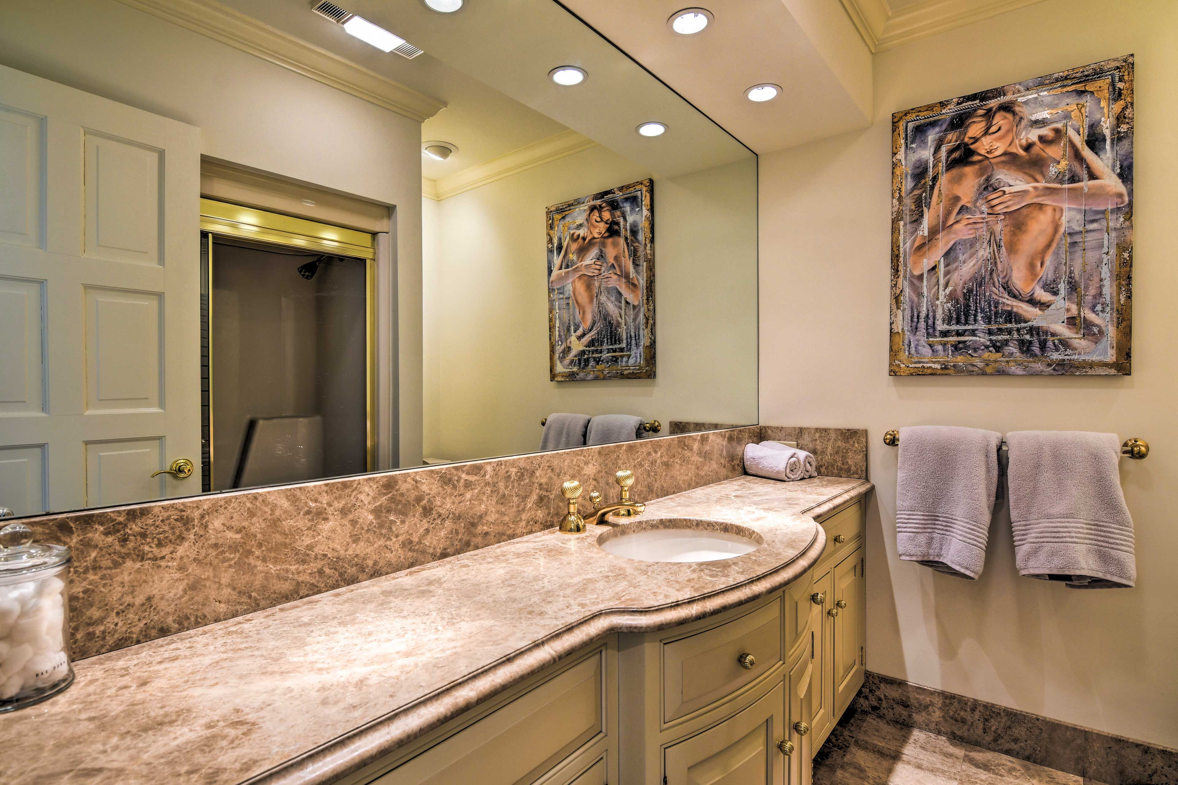 Full Bathroom