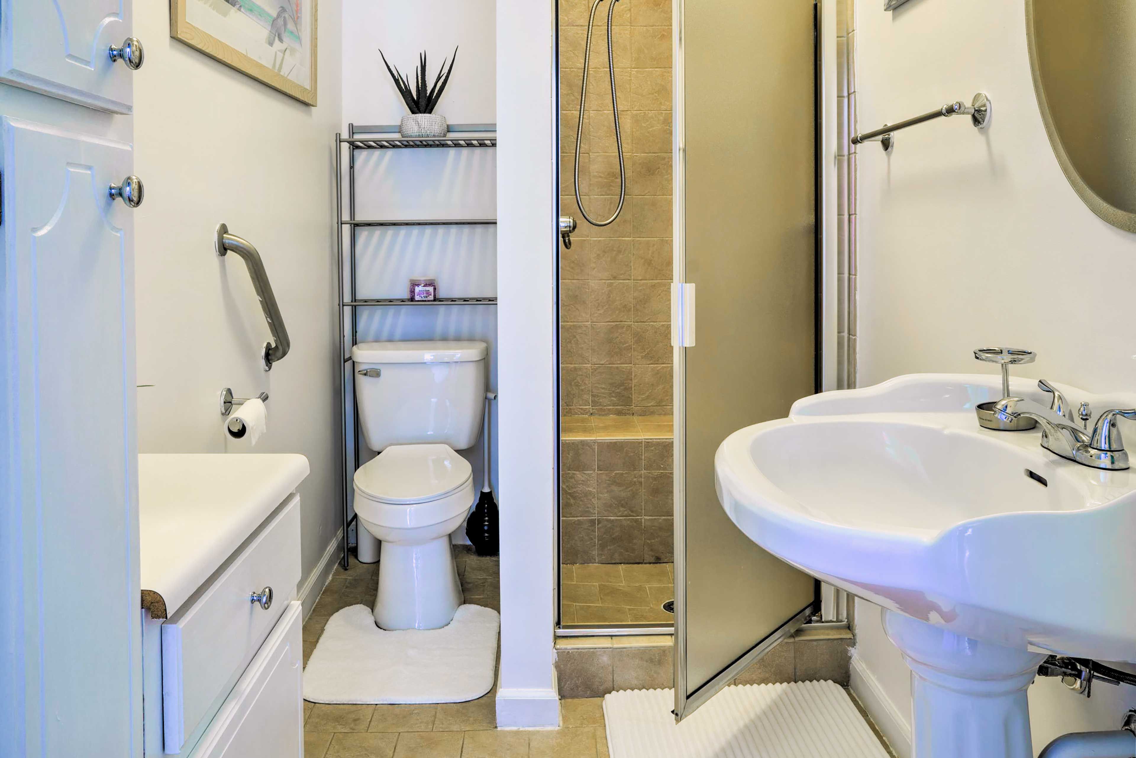 Bathroom | Towels Provided