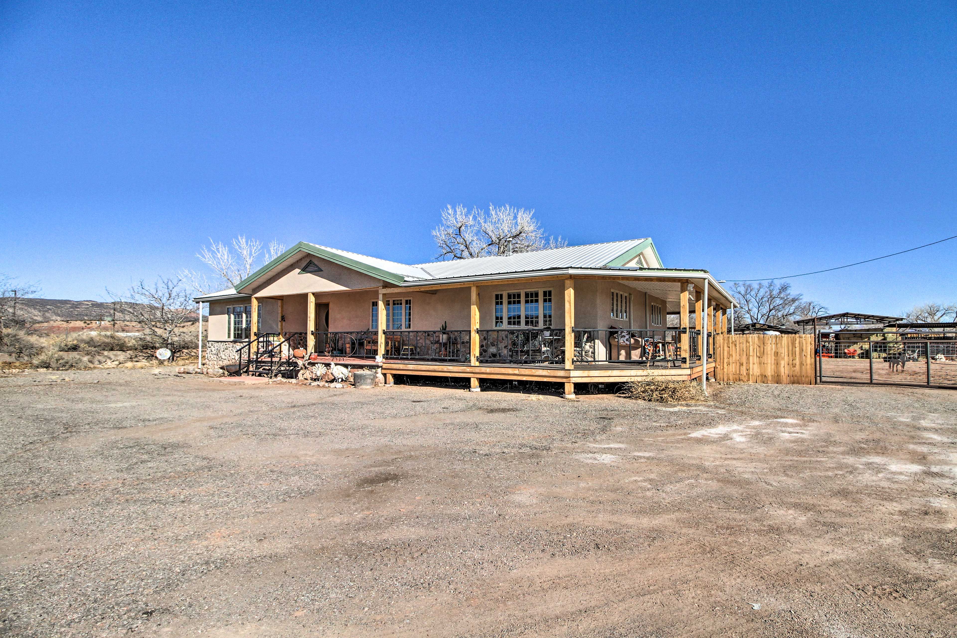 San Ysidro Vacation Rental | 3BR | 2BA | 4 Steps Required for Access