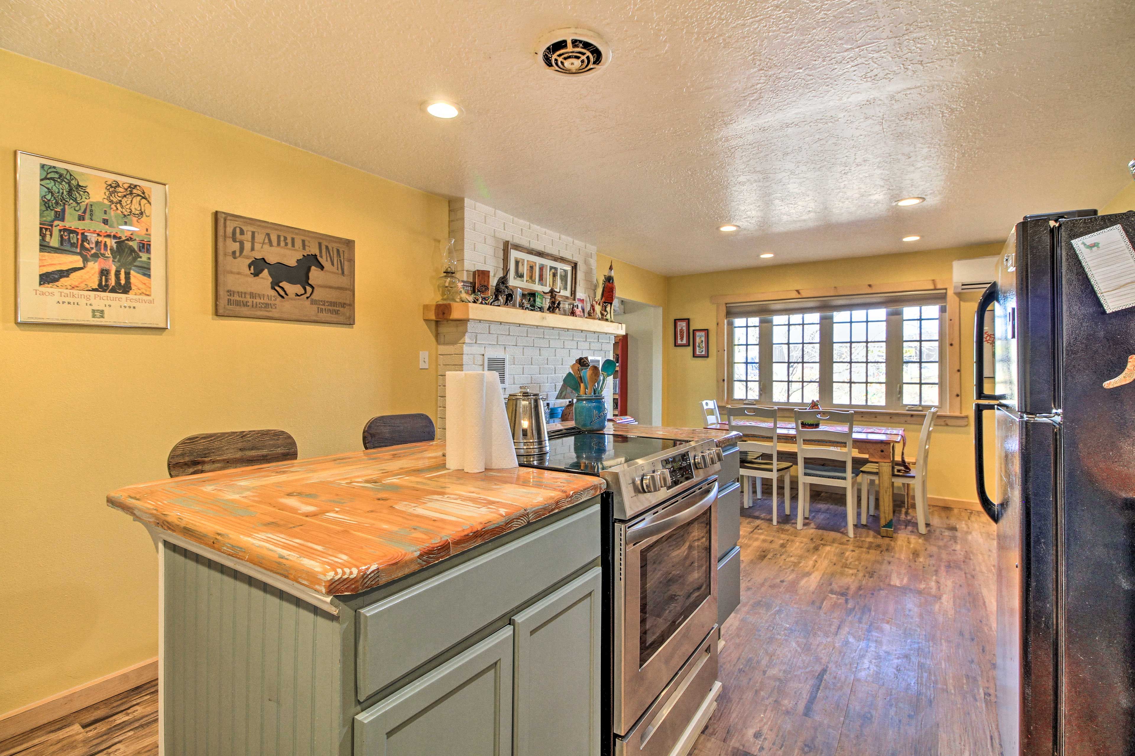 Kitchen | Coffee Grinder | Crockpot