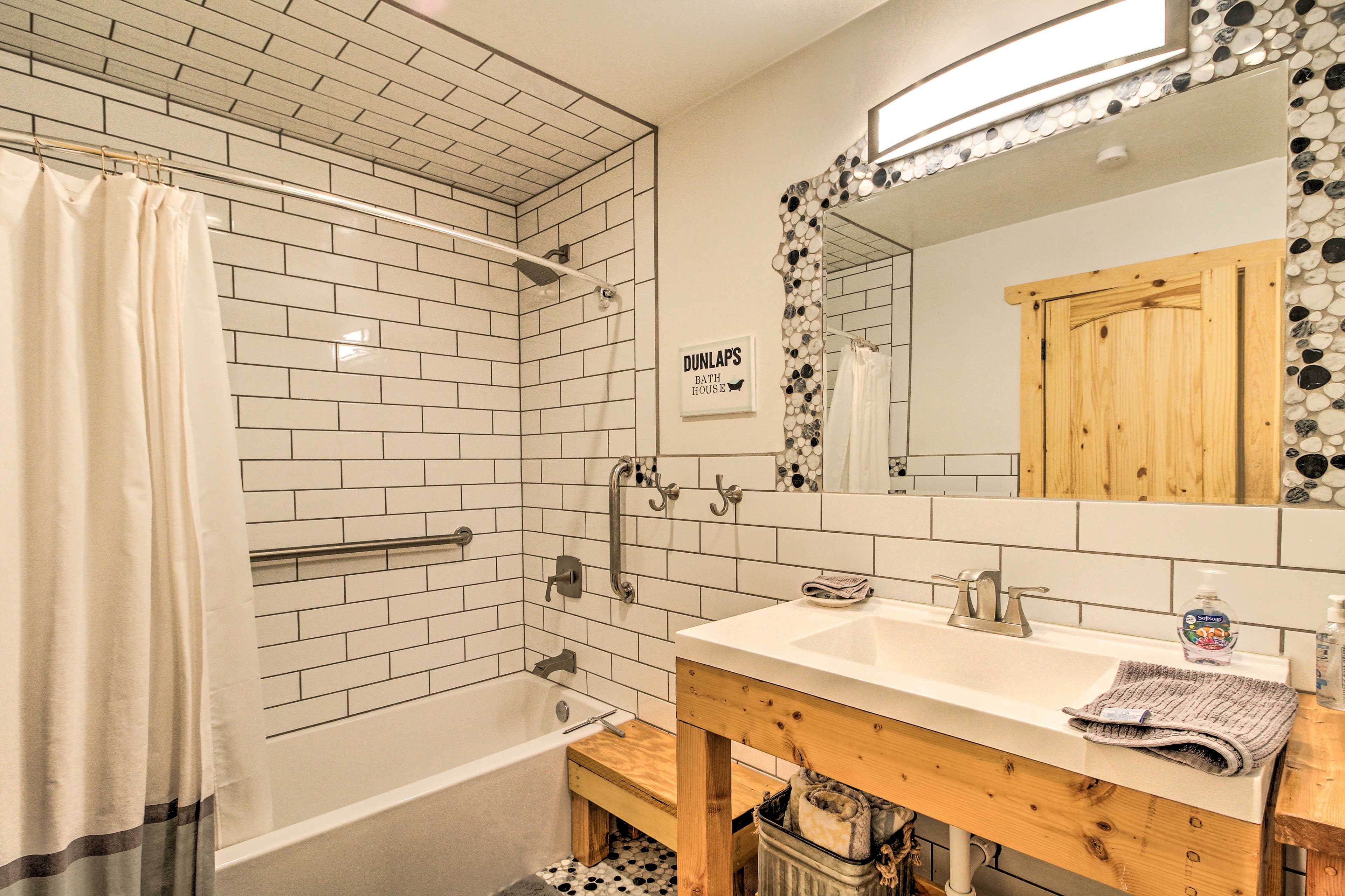 Bathroom | Towels Provided