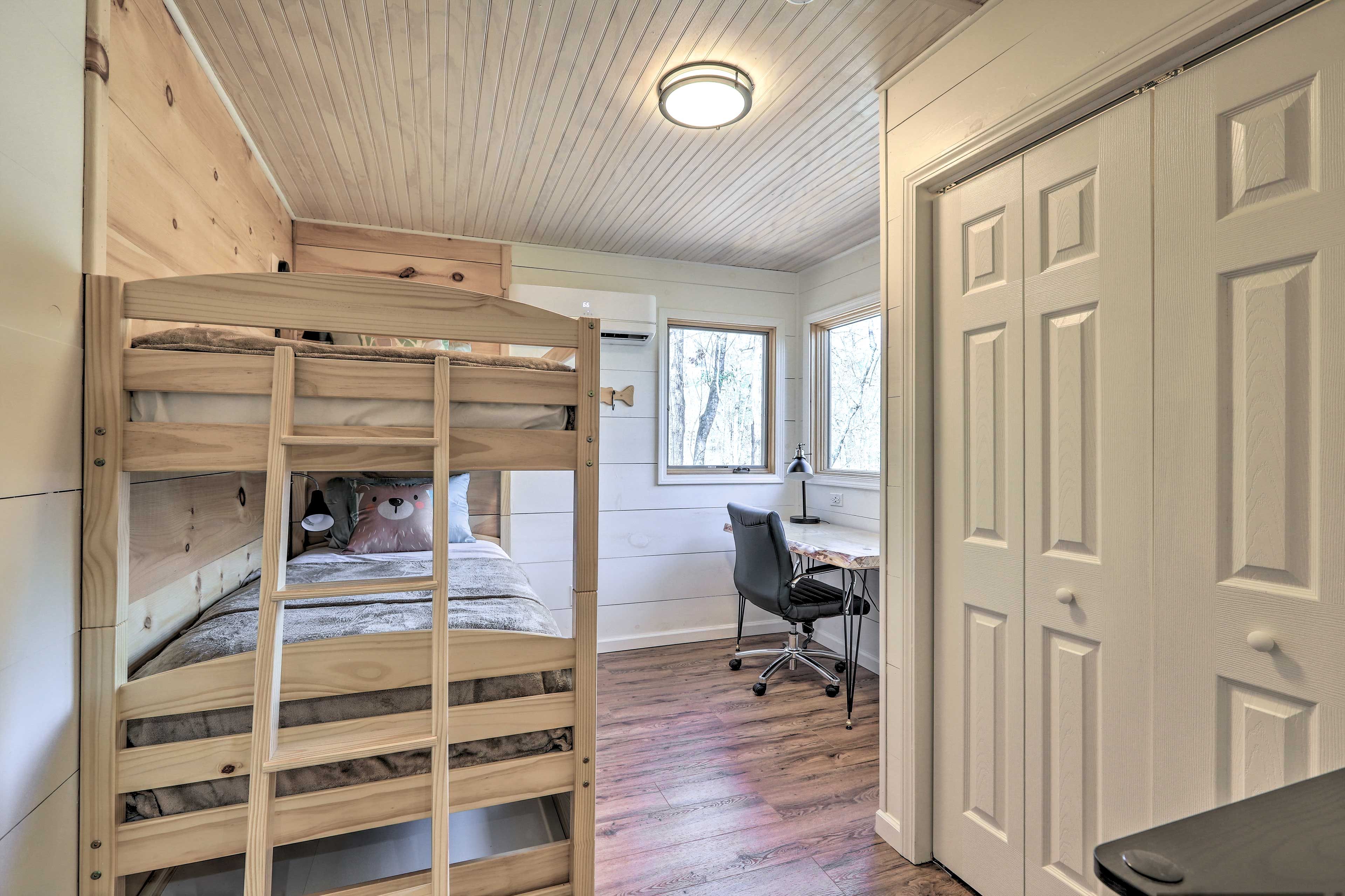Bedroom 3 | Twin Bunk Bed
