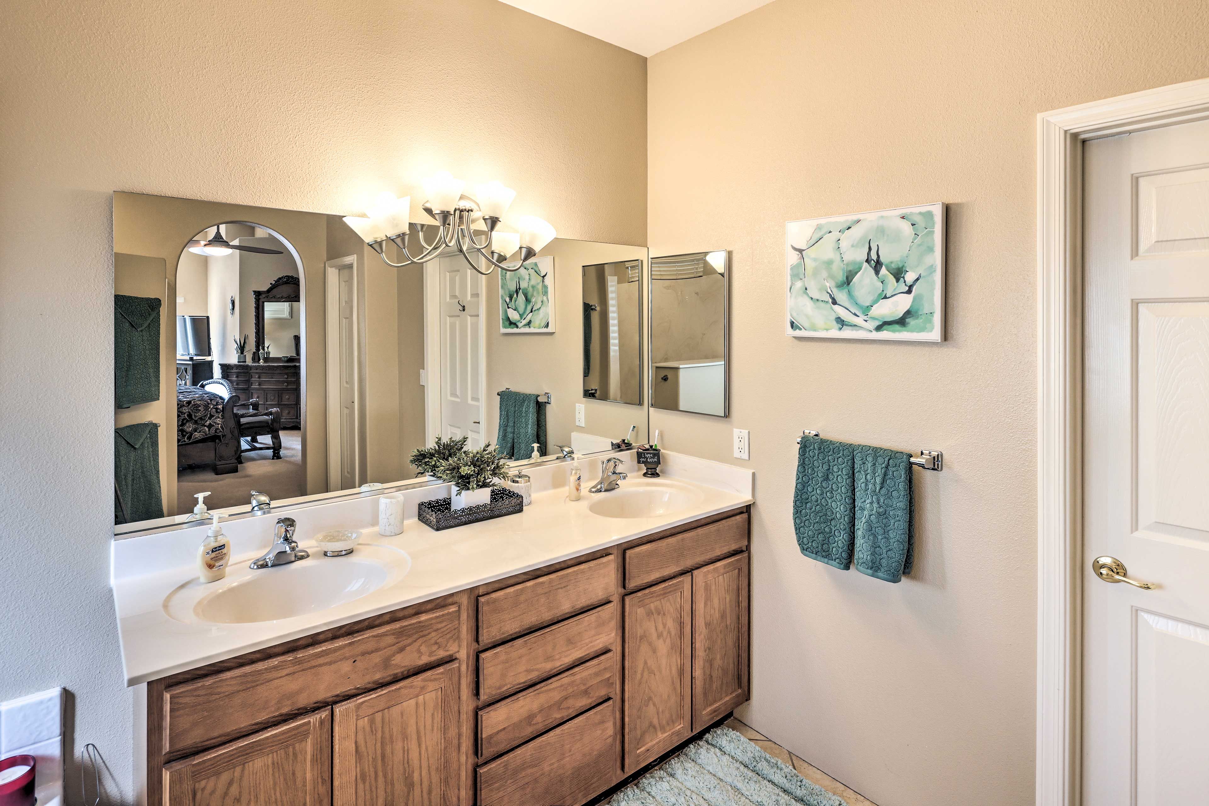 En-Suite Bathroom