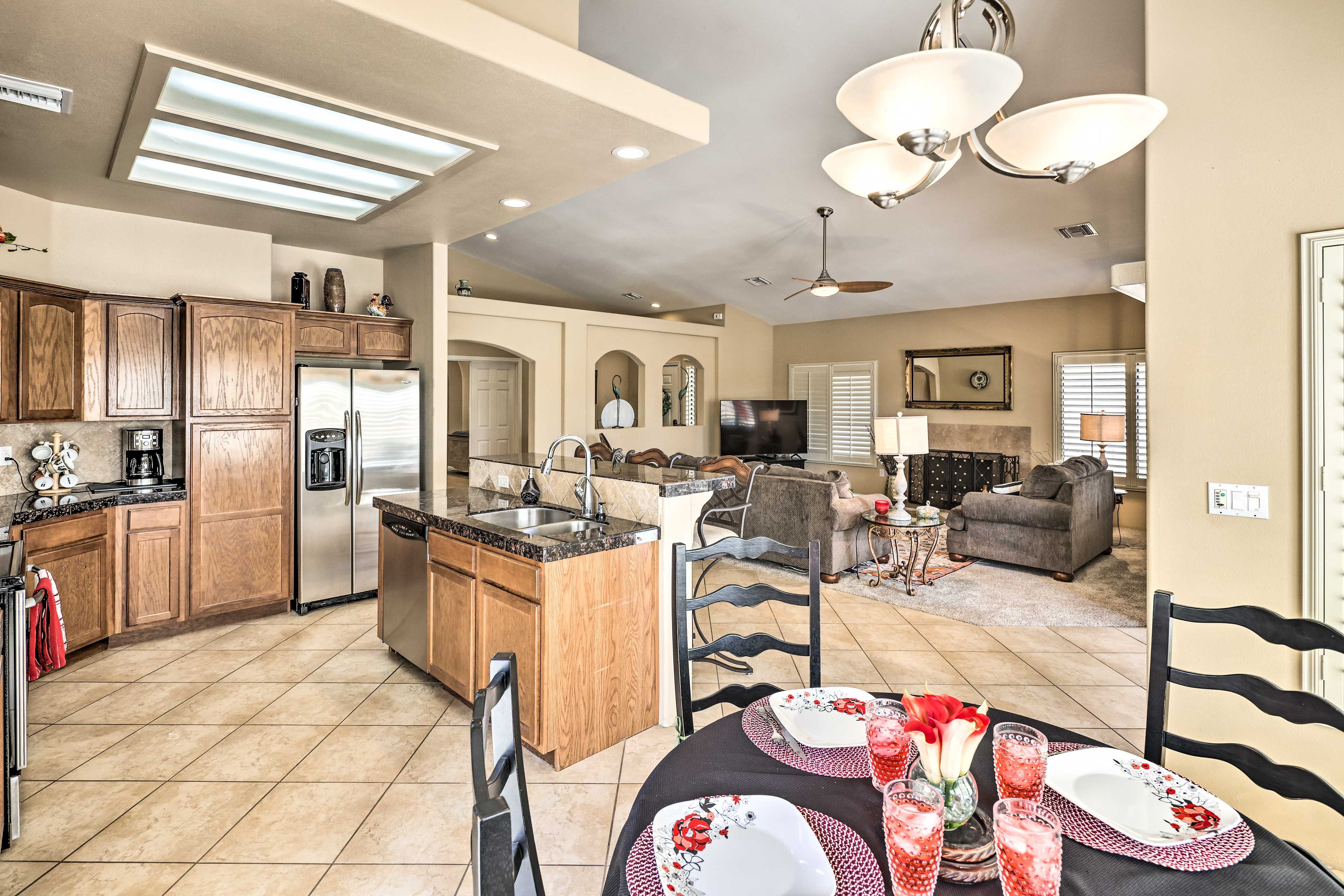 Dining Area | Dishware & Flatware Provided