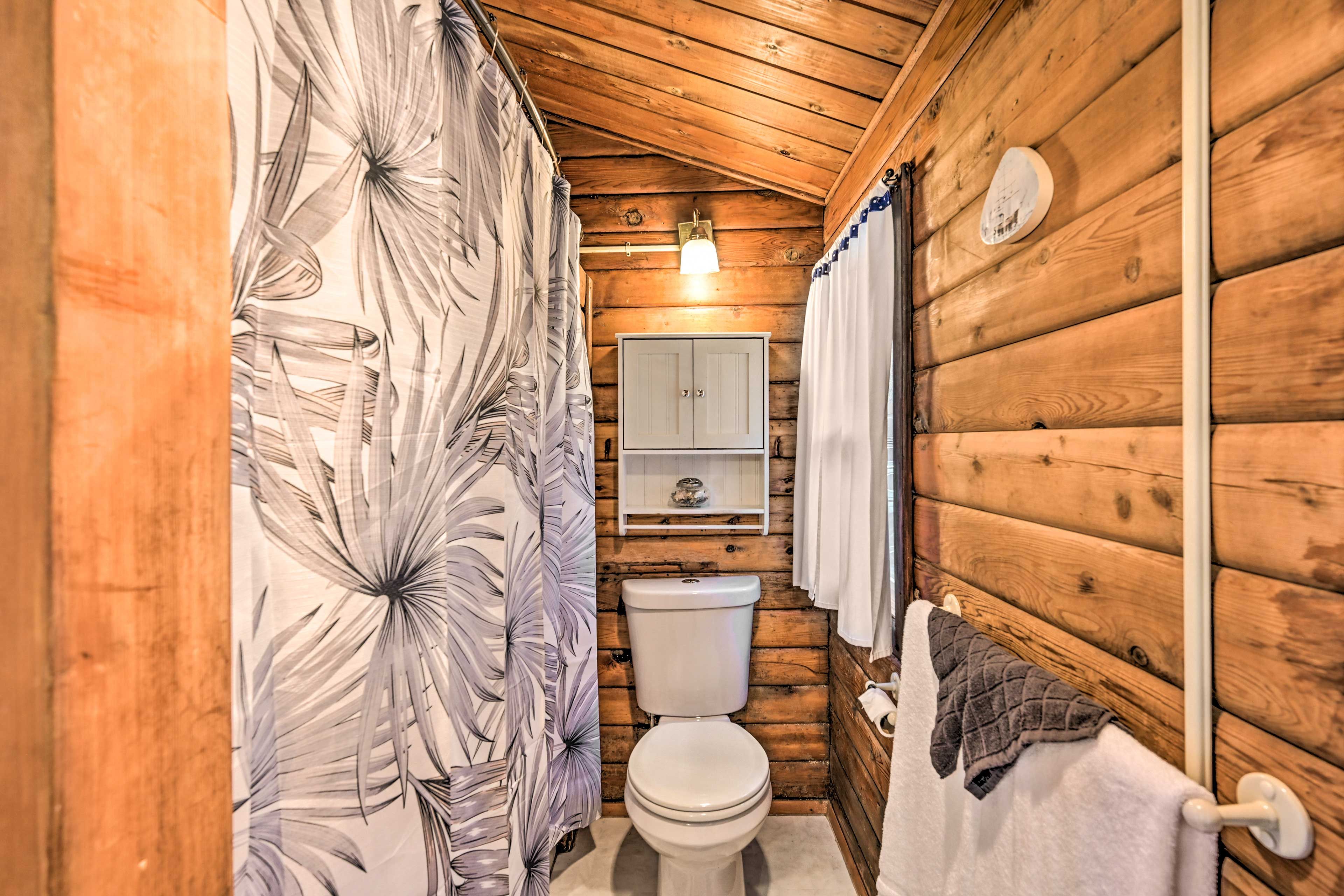 En-Suite Bathroom