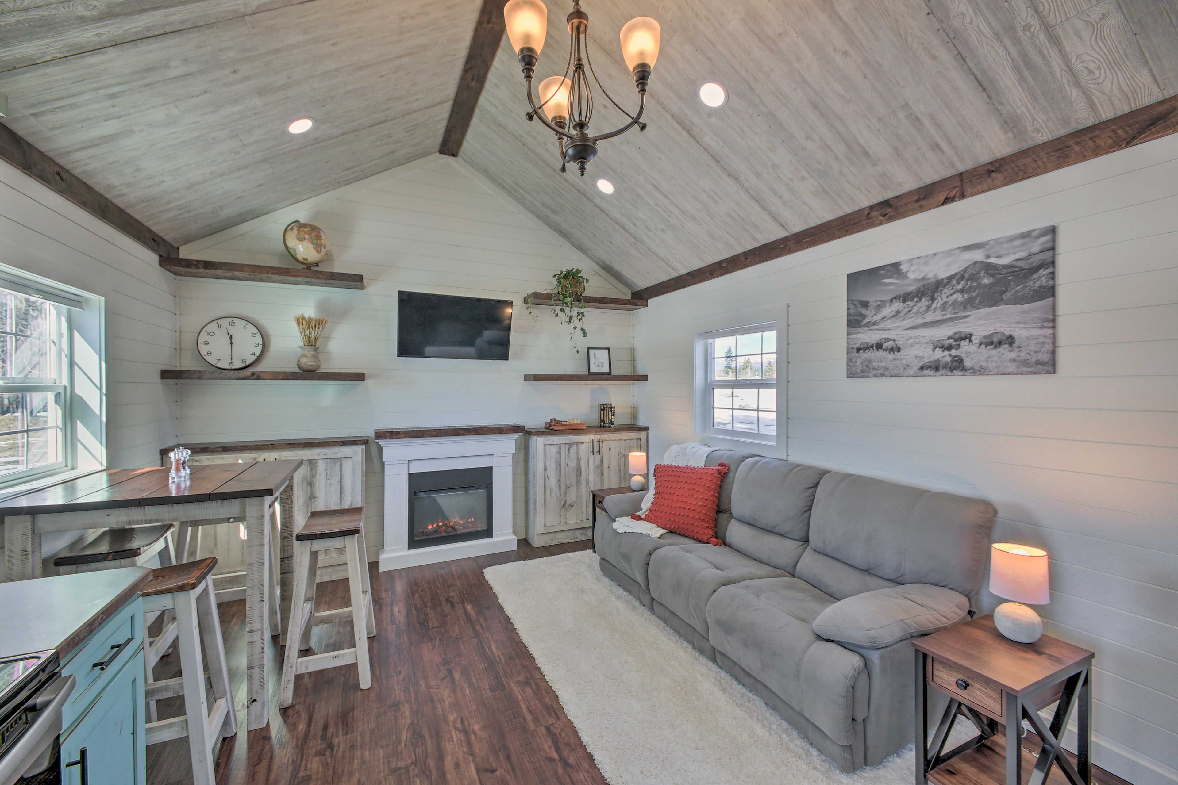 Living Room | Electric Fireplace