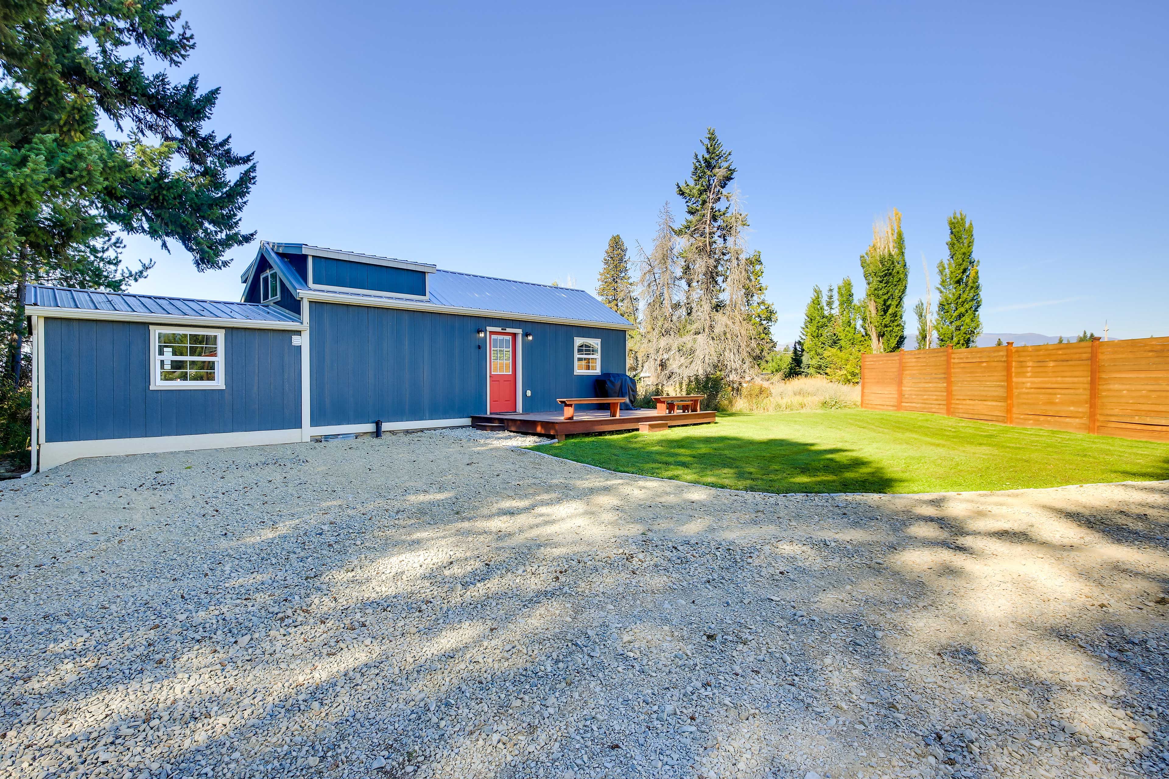 Bonners Ferry Vacation Rental | 1BR | 1BA | 600 Sq Ft | 2 Steps Required