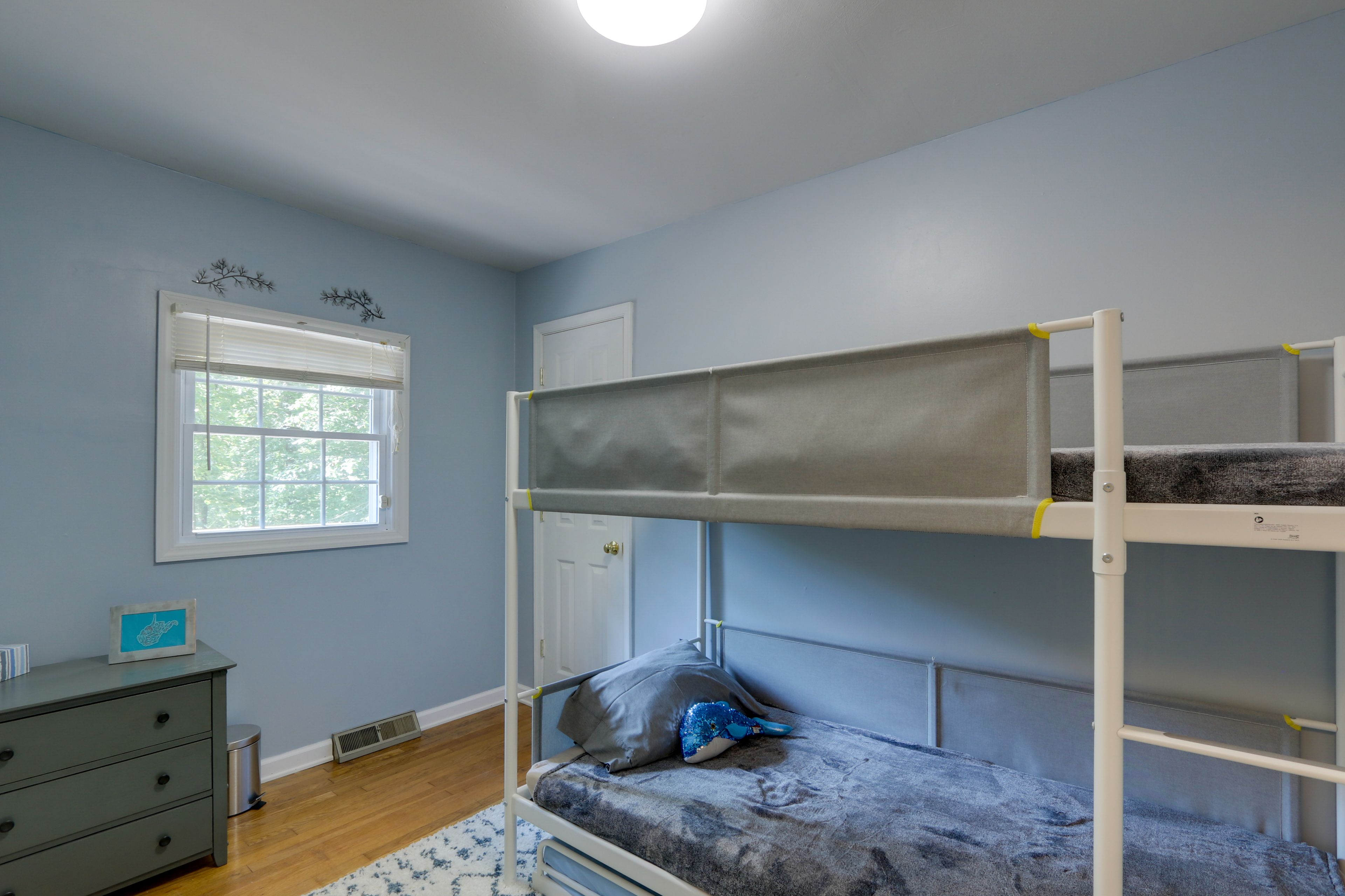 Bedroom 3 | Twin Bunk Bed w/ Twin Trundle