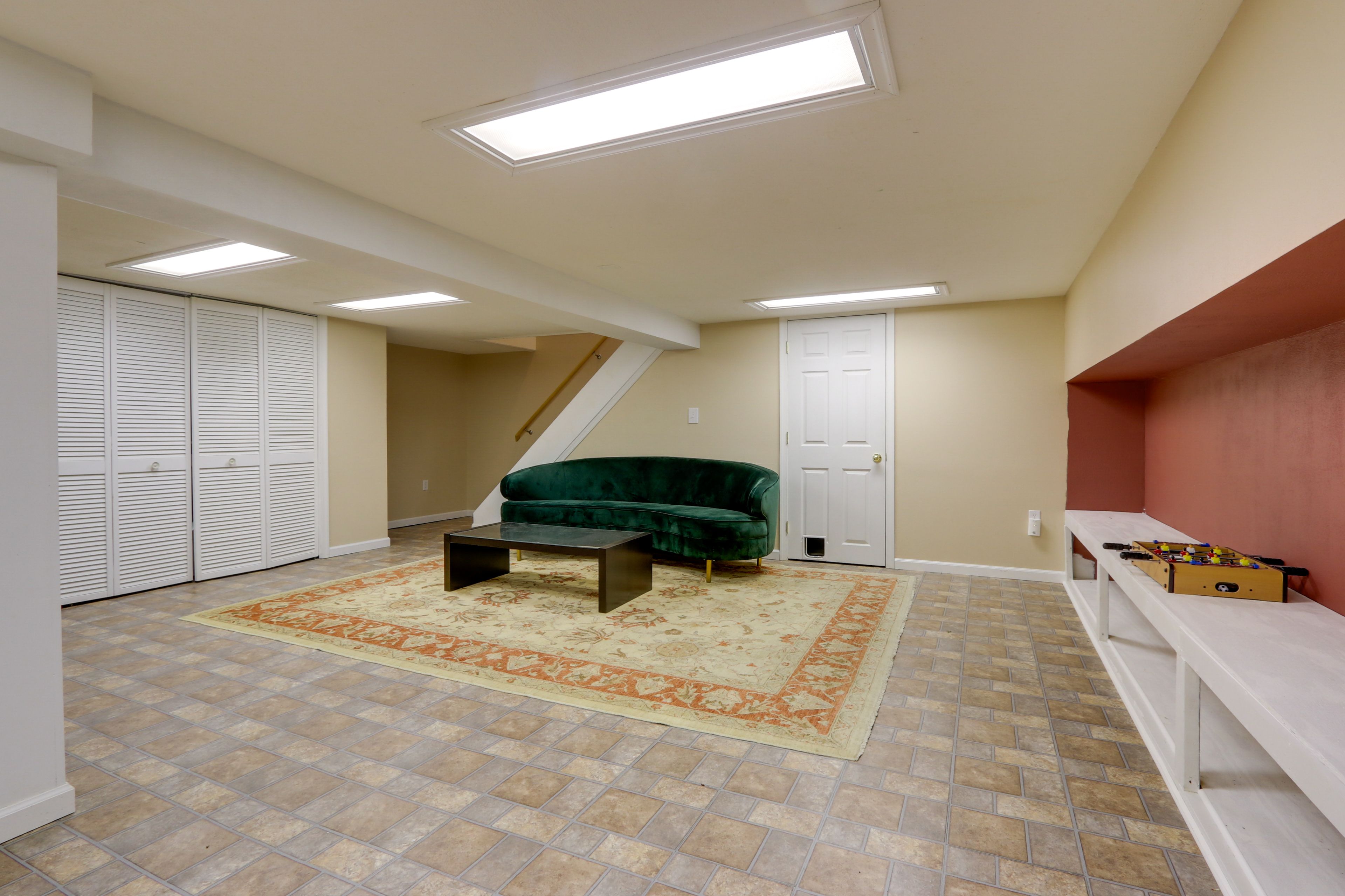 Game Room | Sleeper Sofa | Board Games