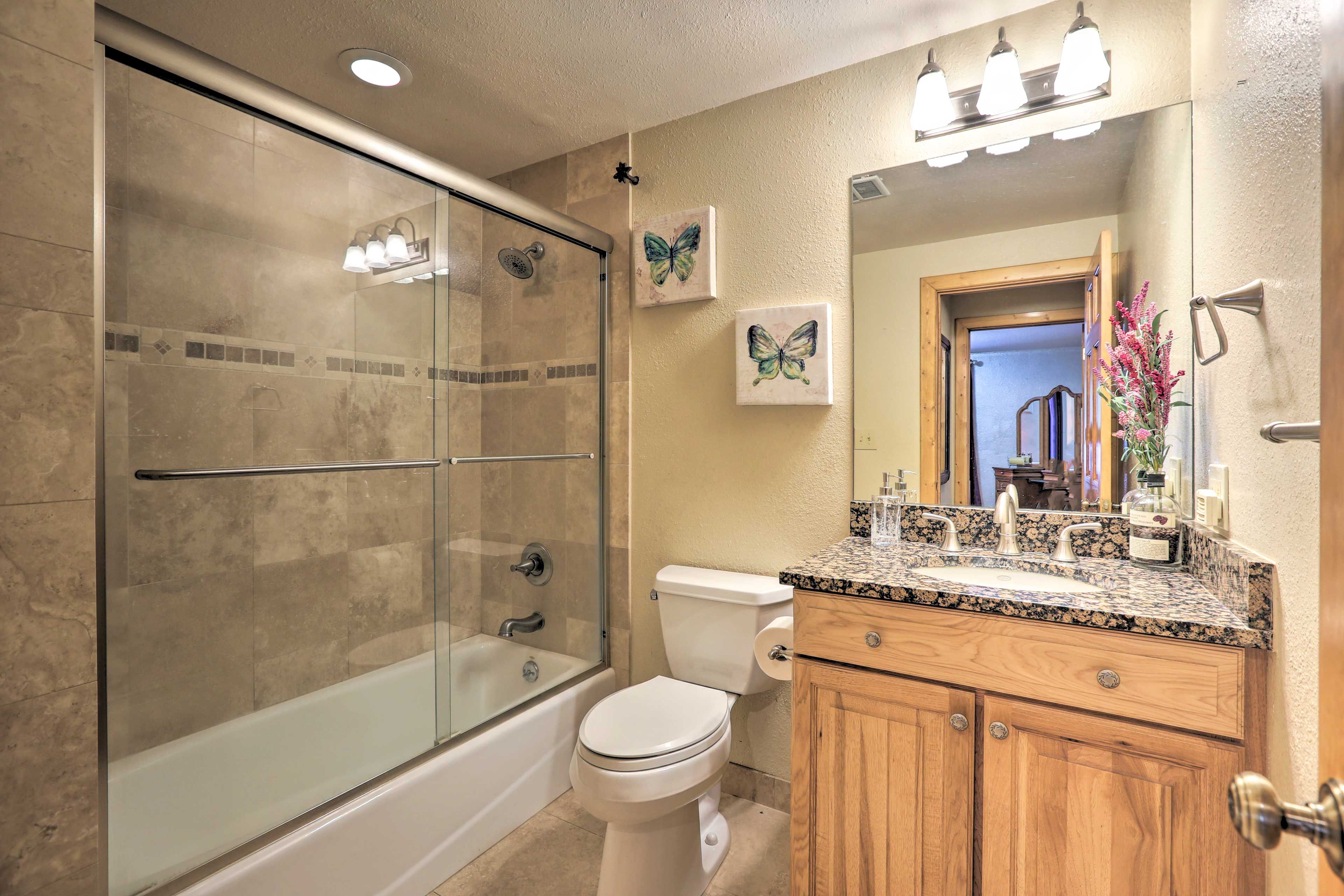 Full Bathroom