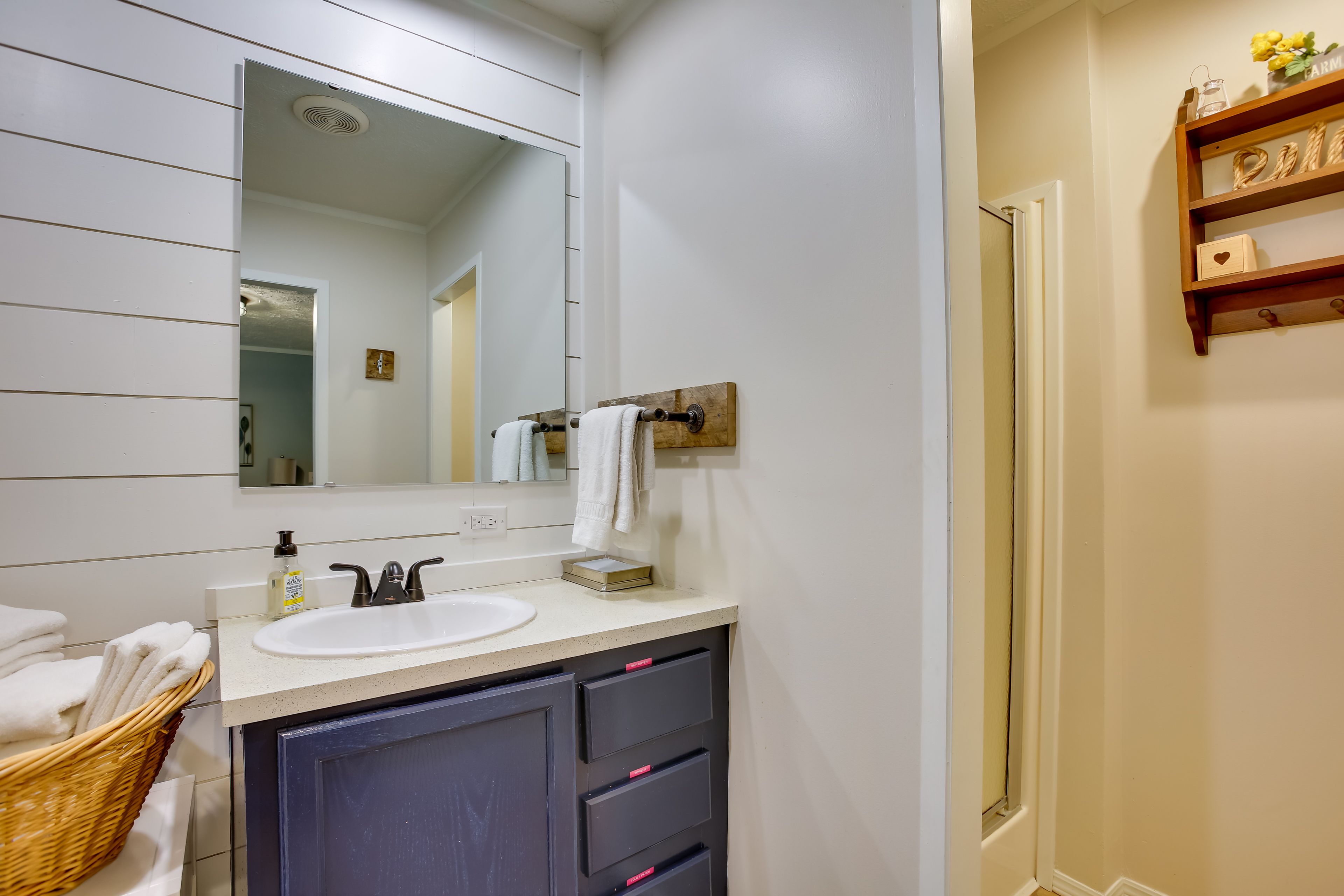 En-Suite Bathroom