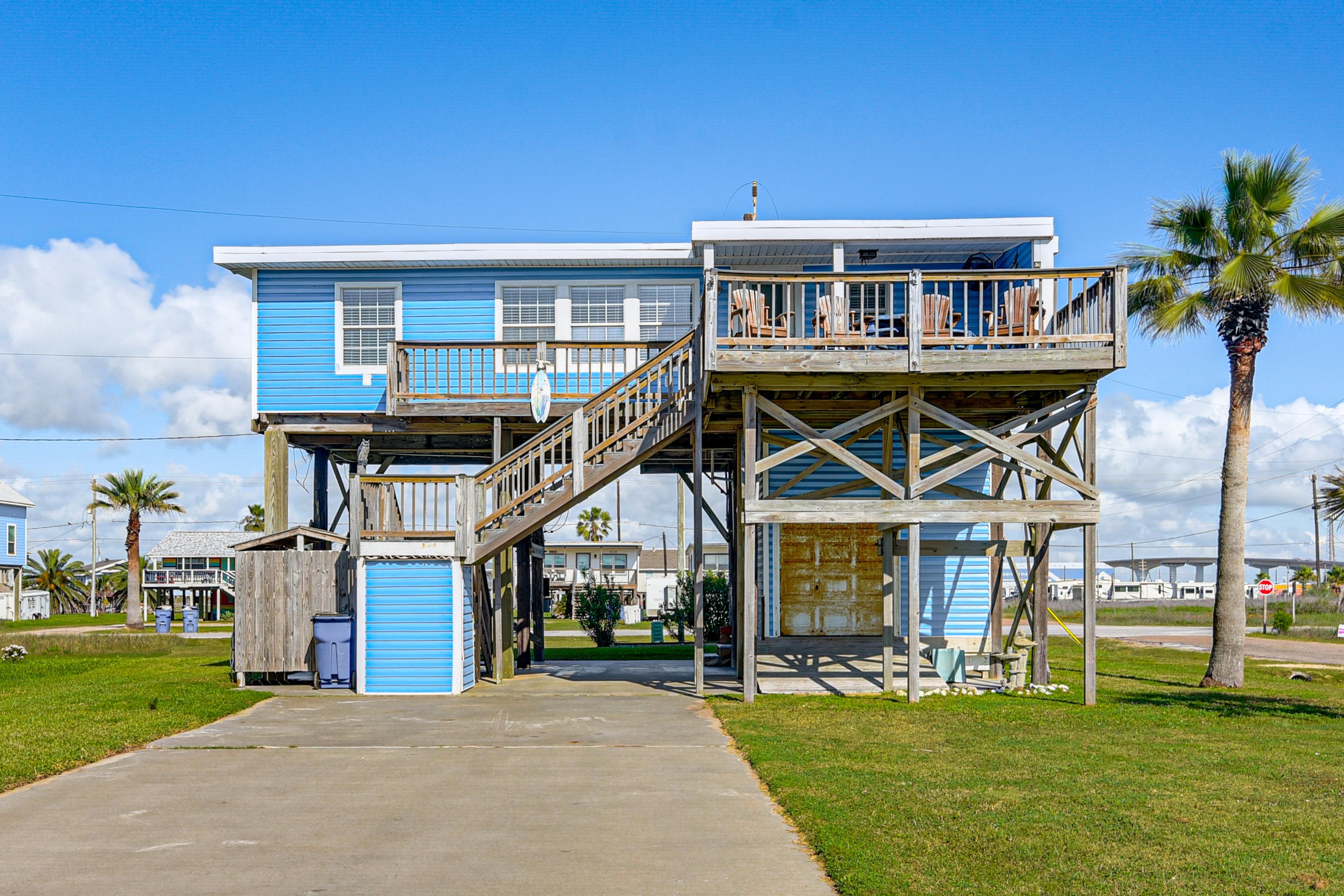 Property Exterior | Driveway Parking (4 Vehicles)