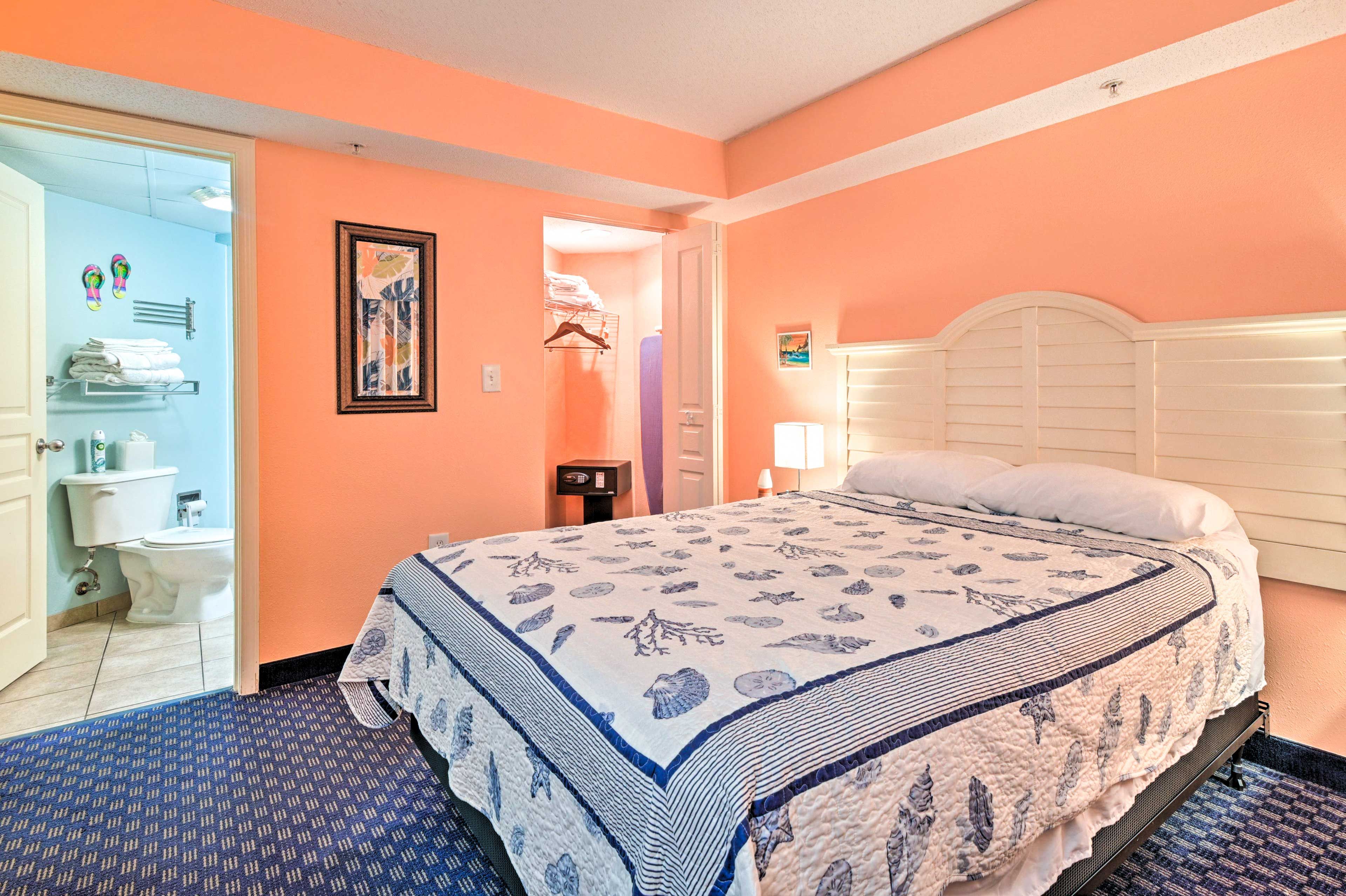 Bedroom | Linens Provided