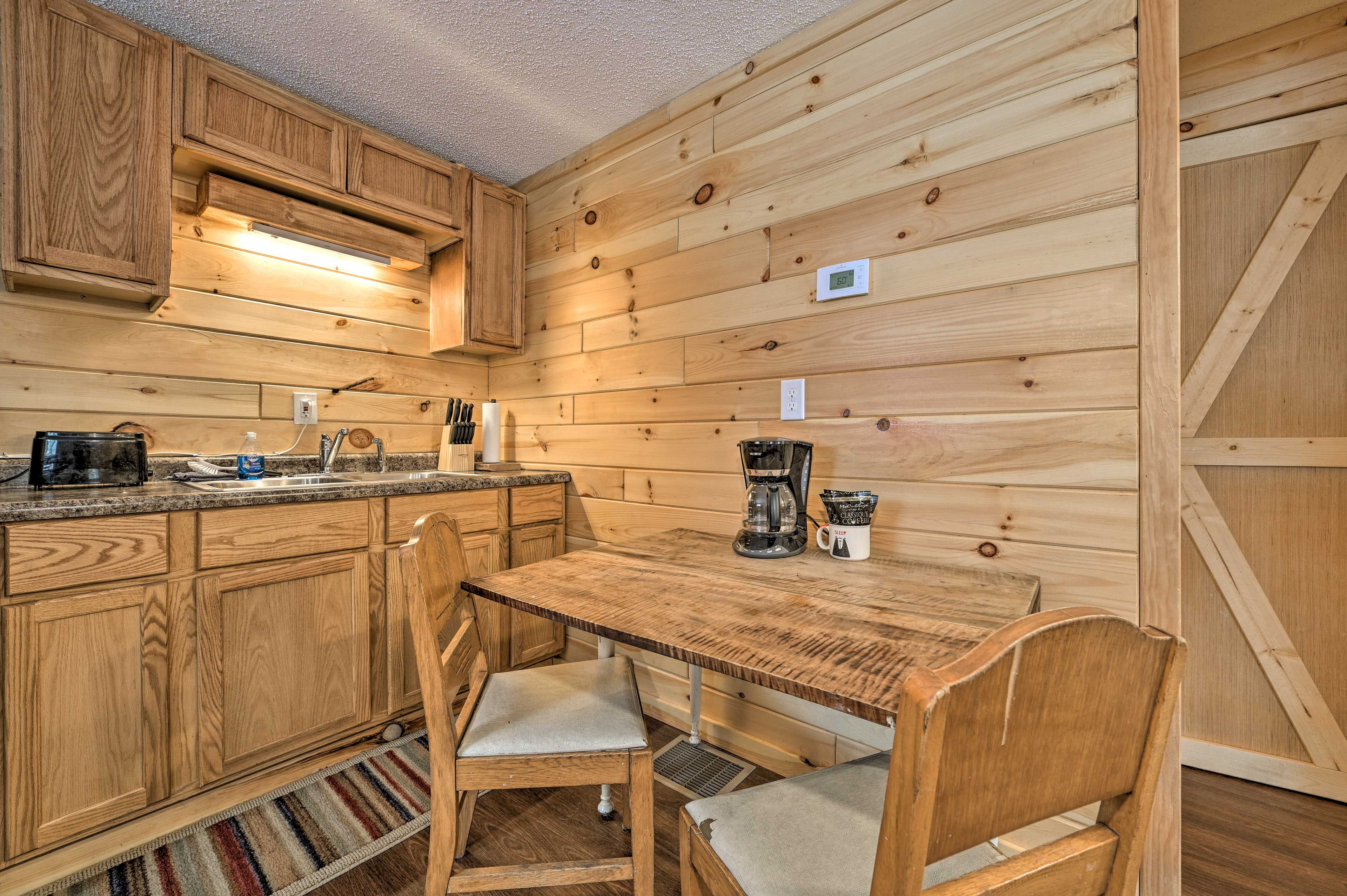 Kitchen | Standard Drip Coffee Maker