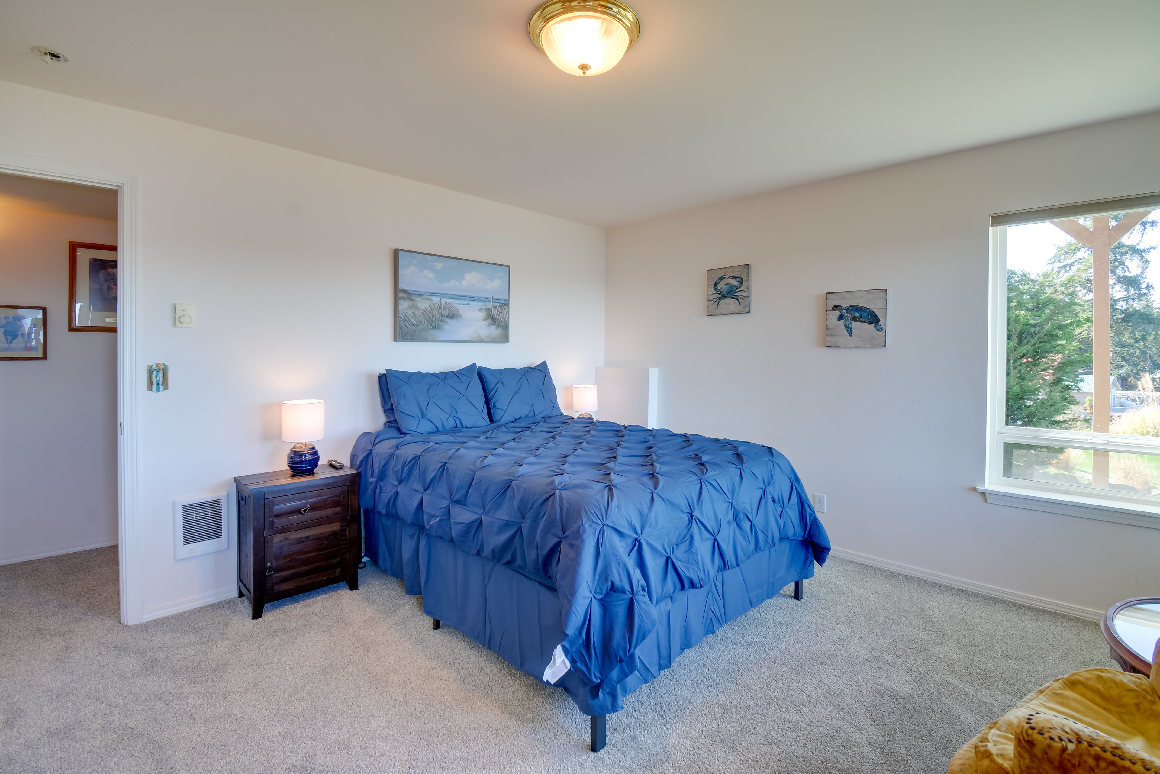 Bedroom 1 | Queen Bed | Linens Provided | Water Views | Smart TV