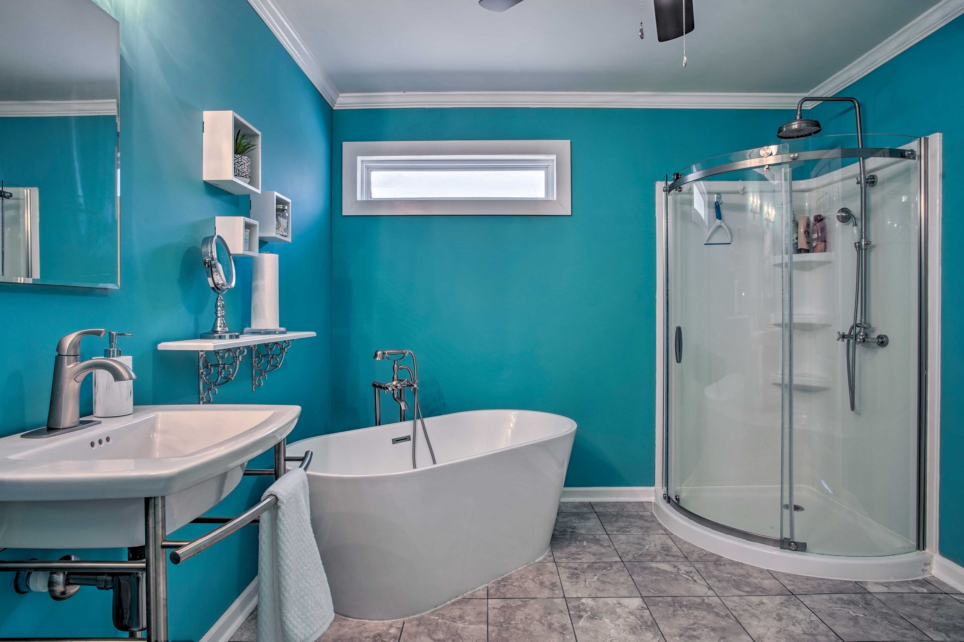 Full Bathroom