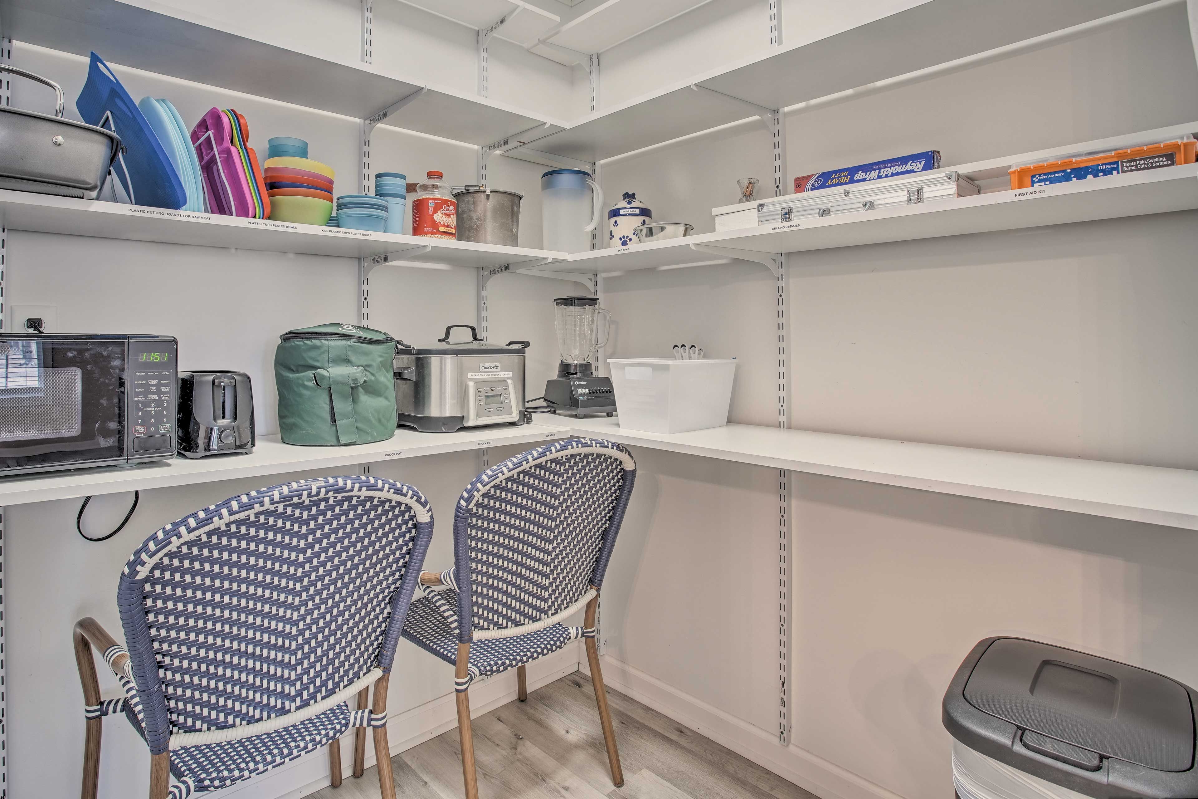 Kitchen Pantry
