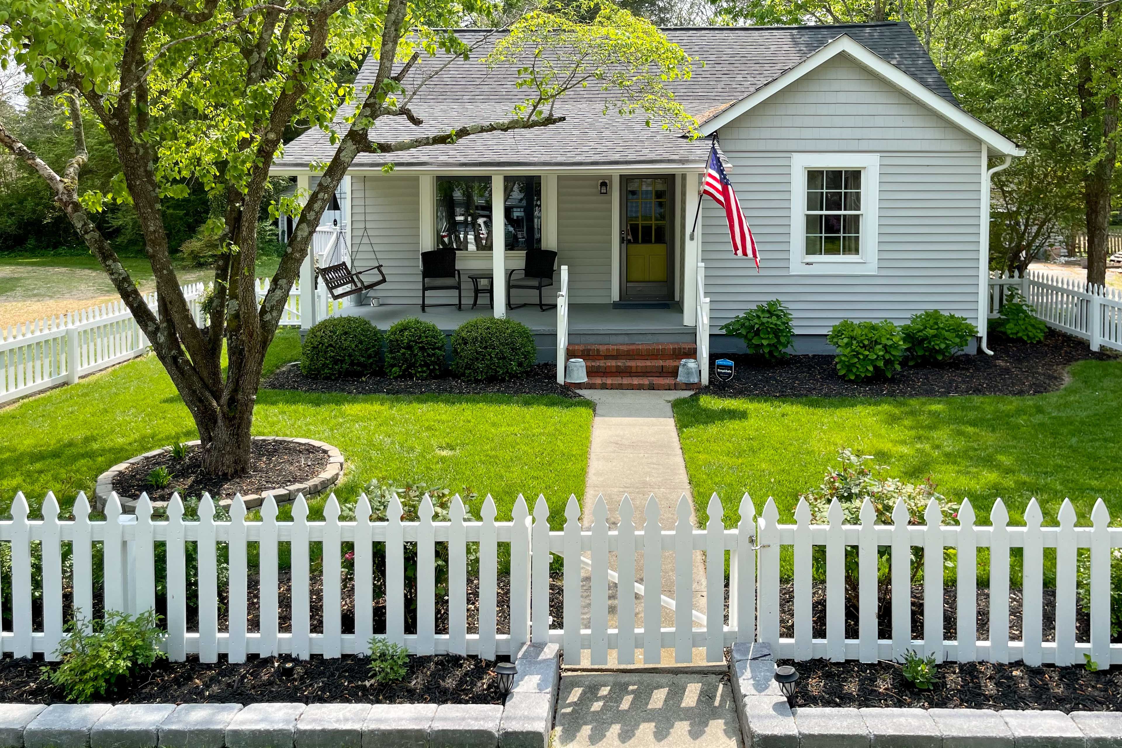 Urbanna Vacation Rental | 3BR | 2BA | Stairs Required | 1,500 Sq Ft