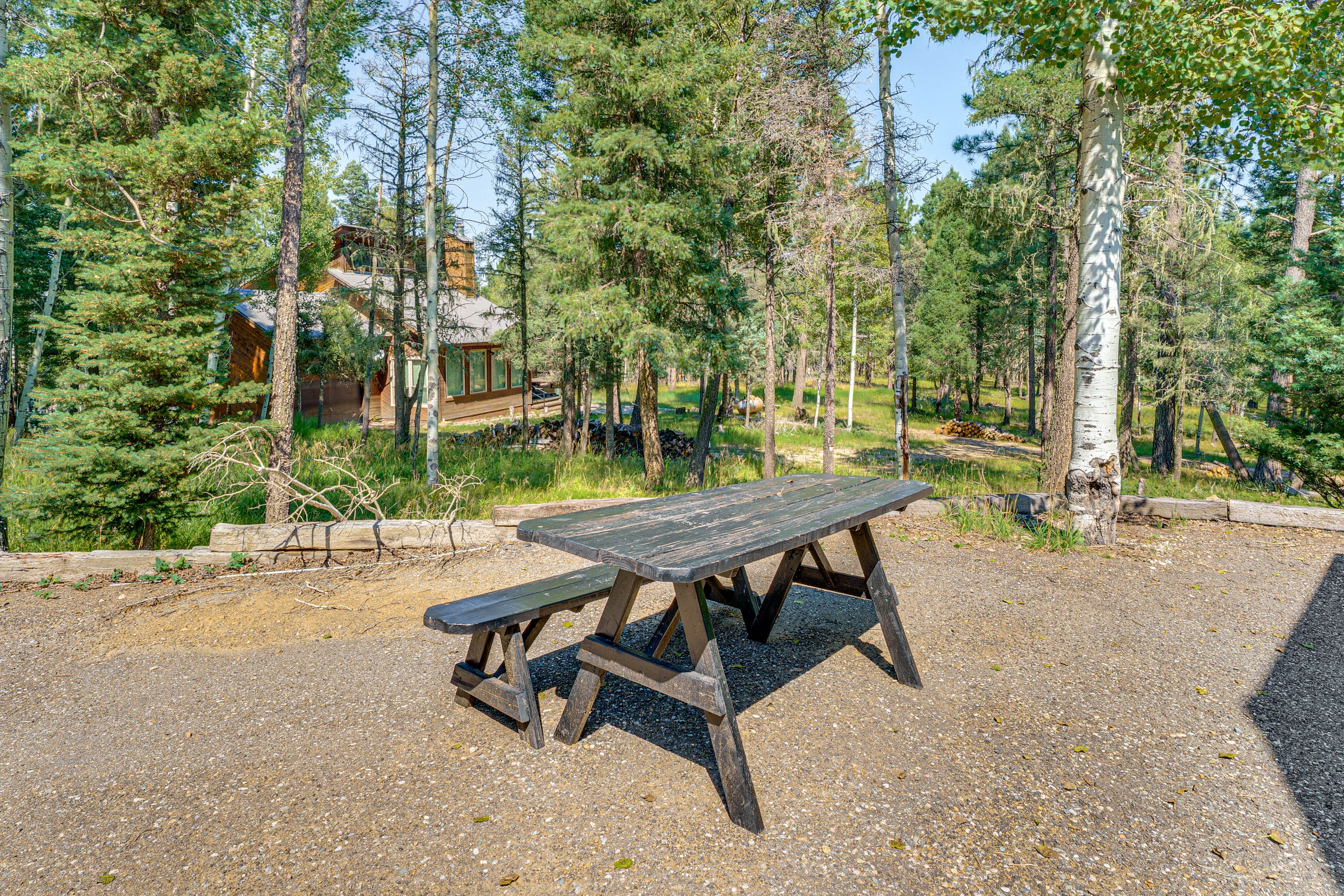 Exterior Space | Picnnic Table