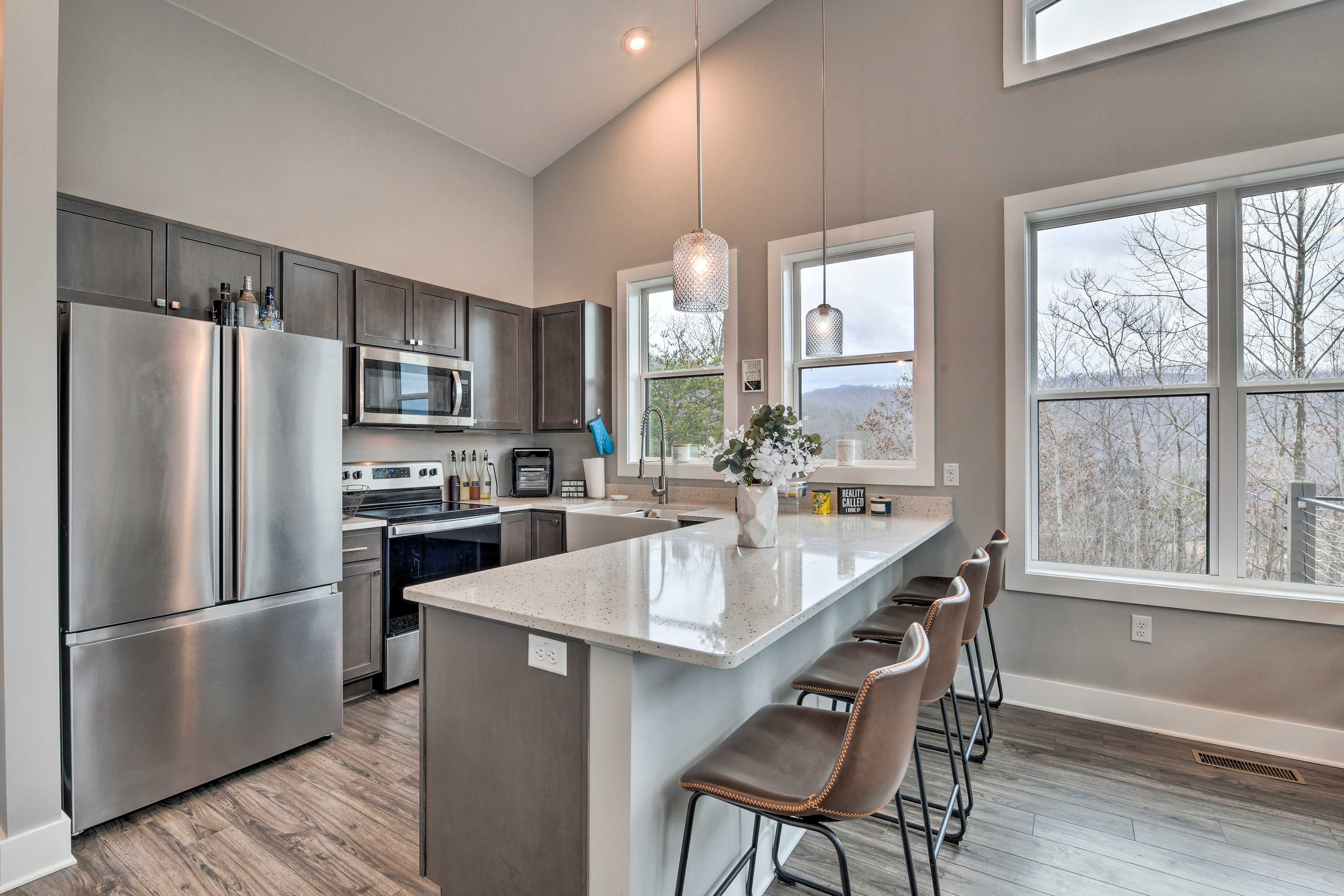 Kitchen | Fully Equipped | Cooking Basics