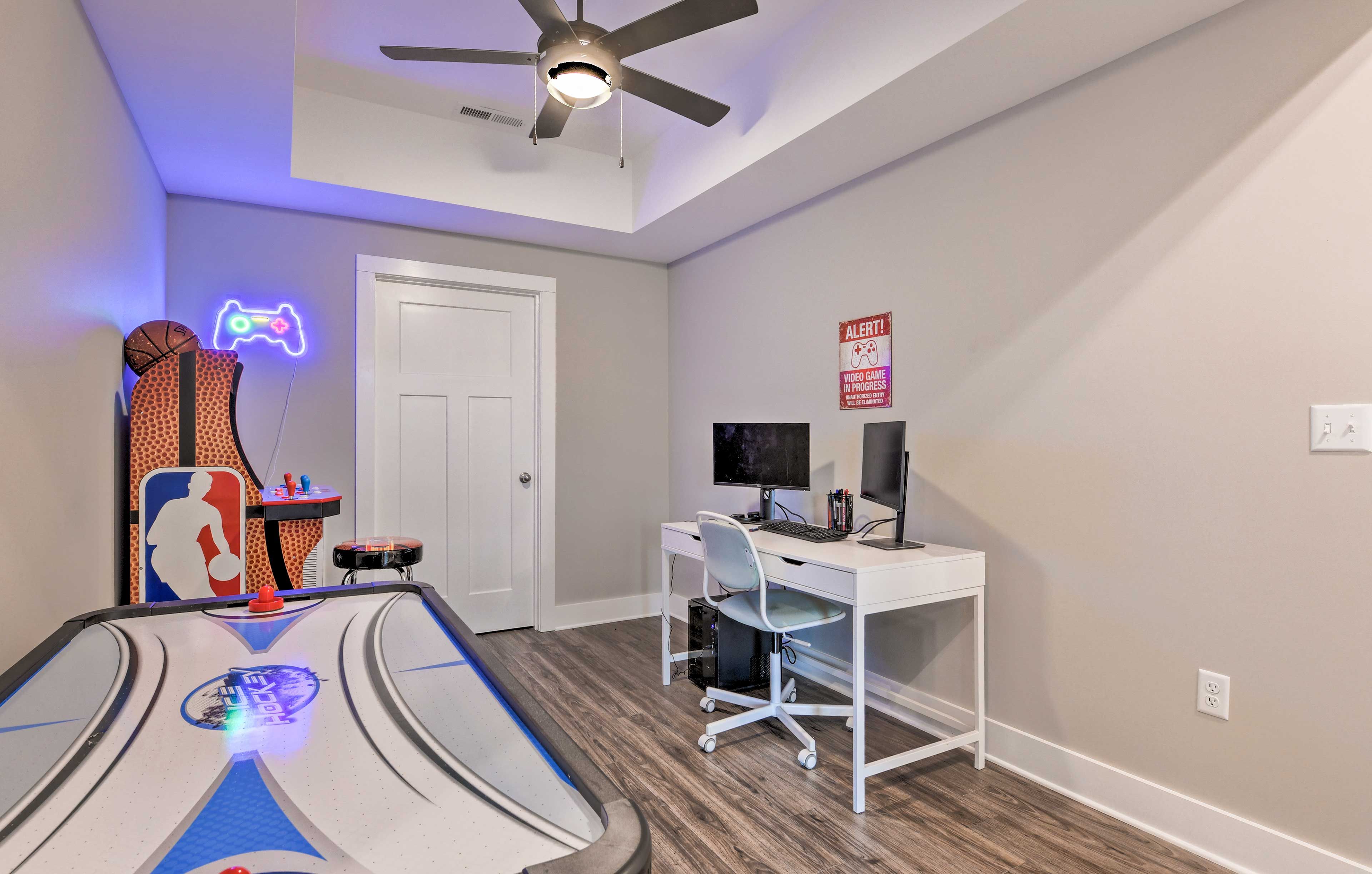 Game Room | Desk Workspace | Monitors