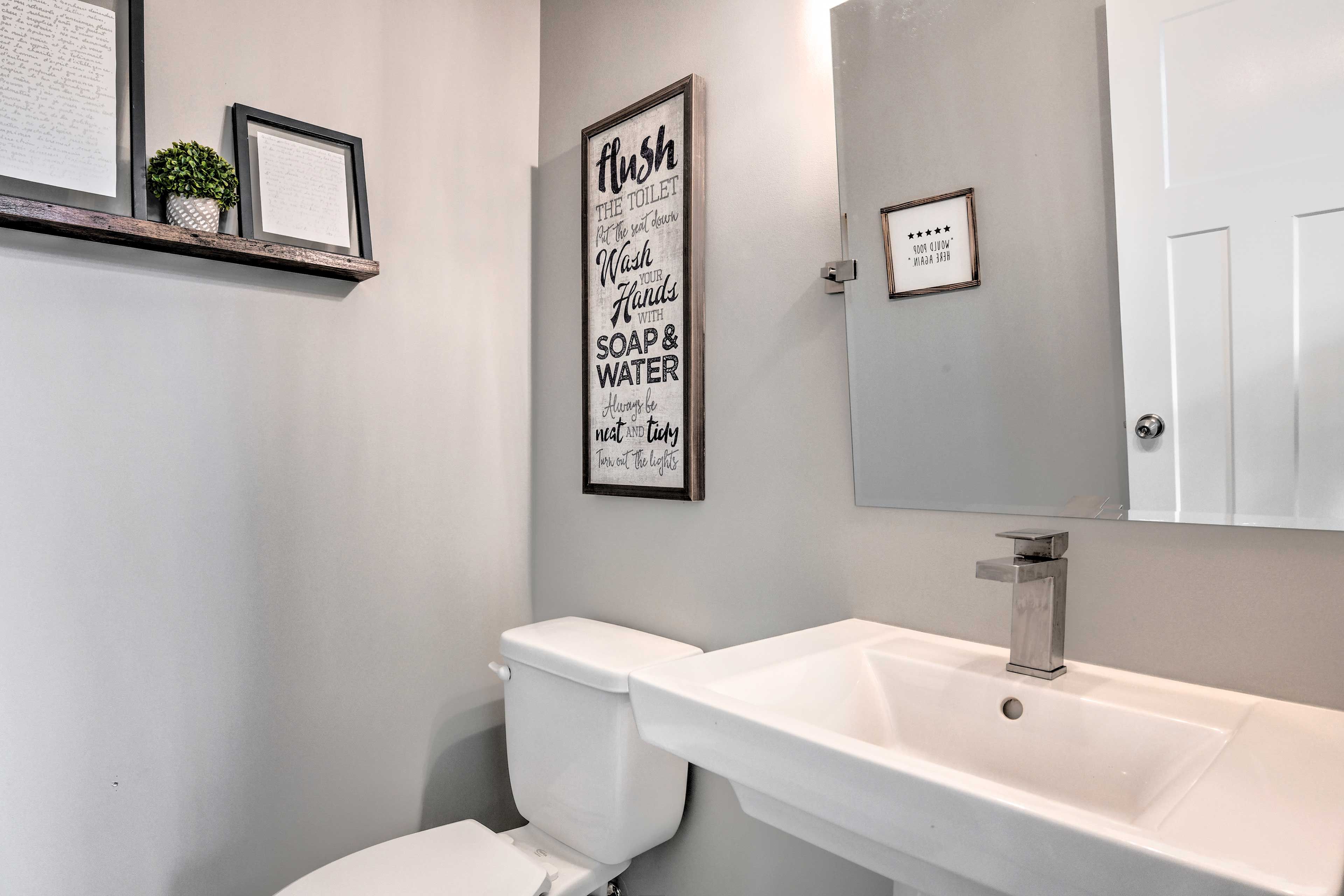 Half Bathroom | Upper Level