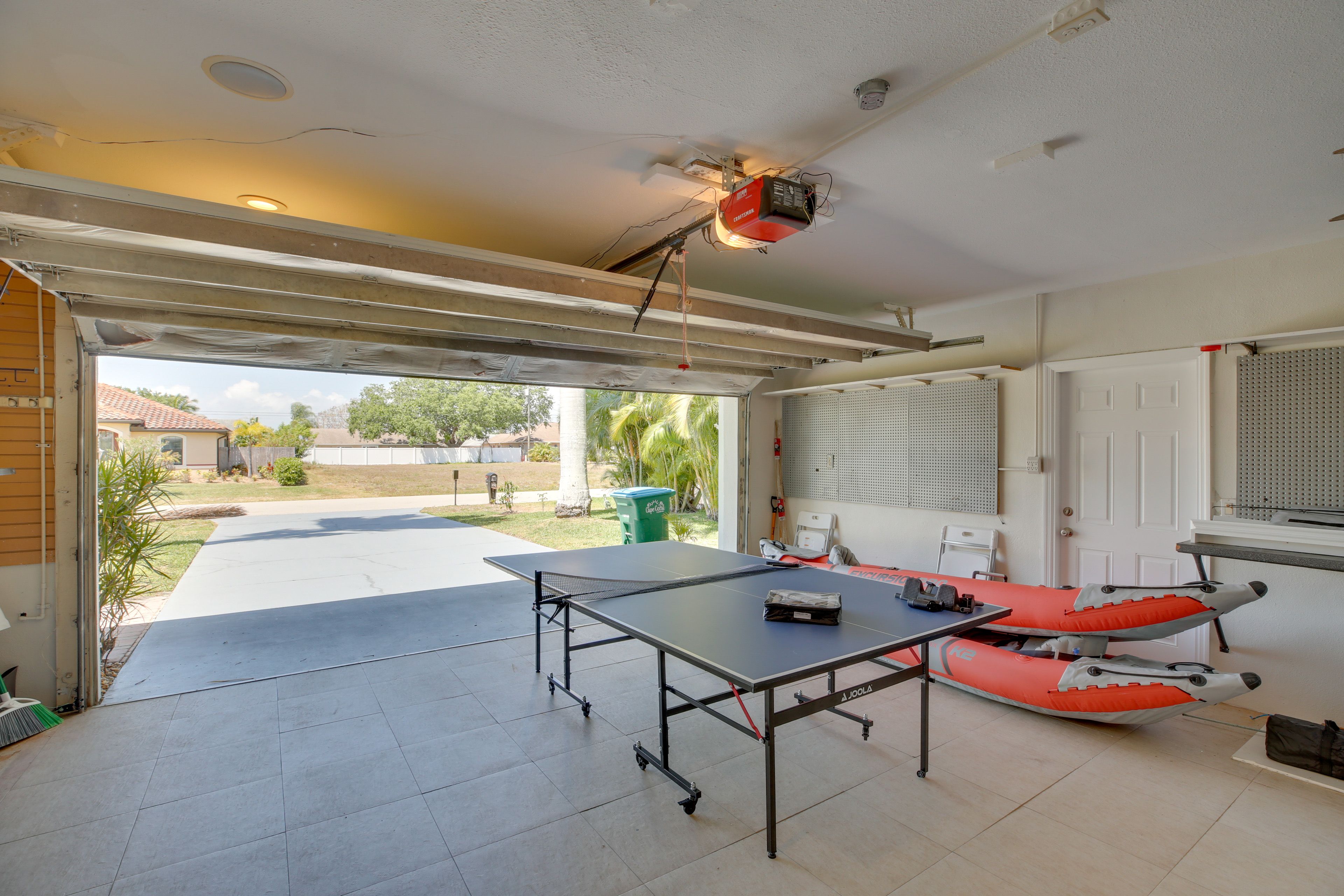 Garage | Ping Pong Table