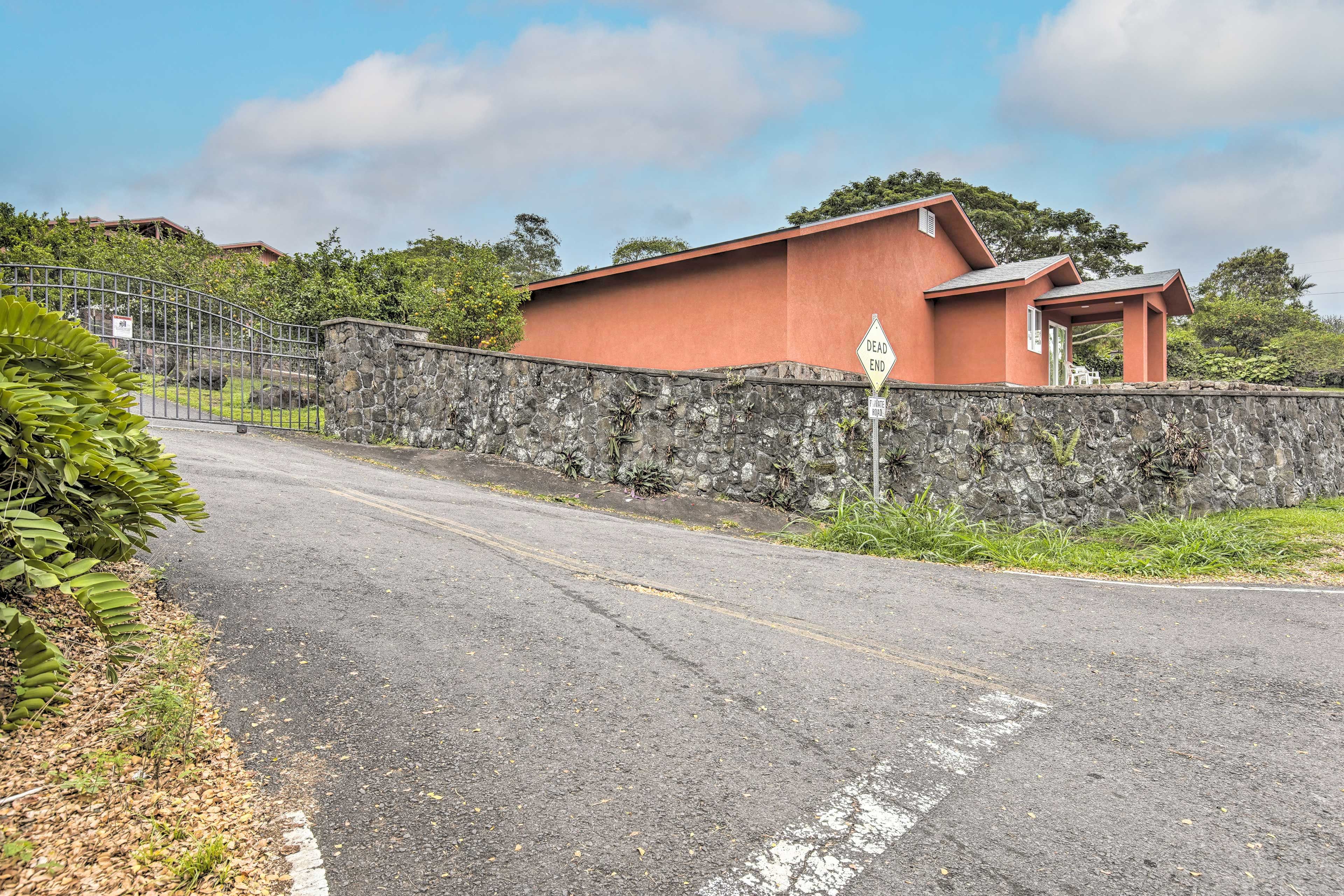 Road to Access Property | Manual Entrance Gate (No Code Required)