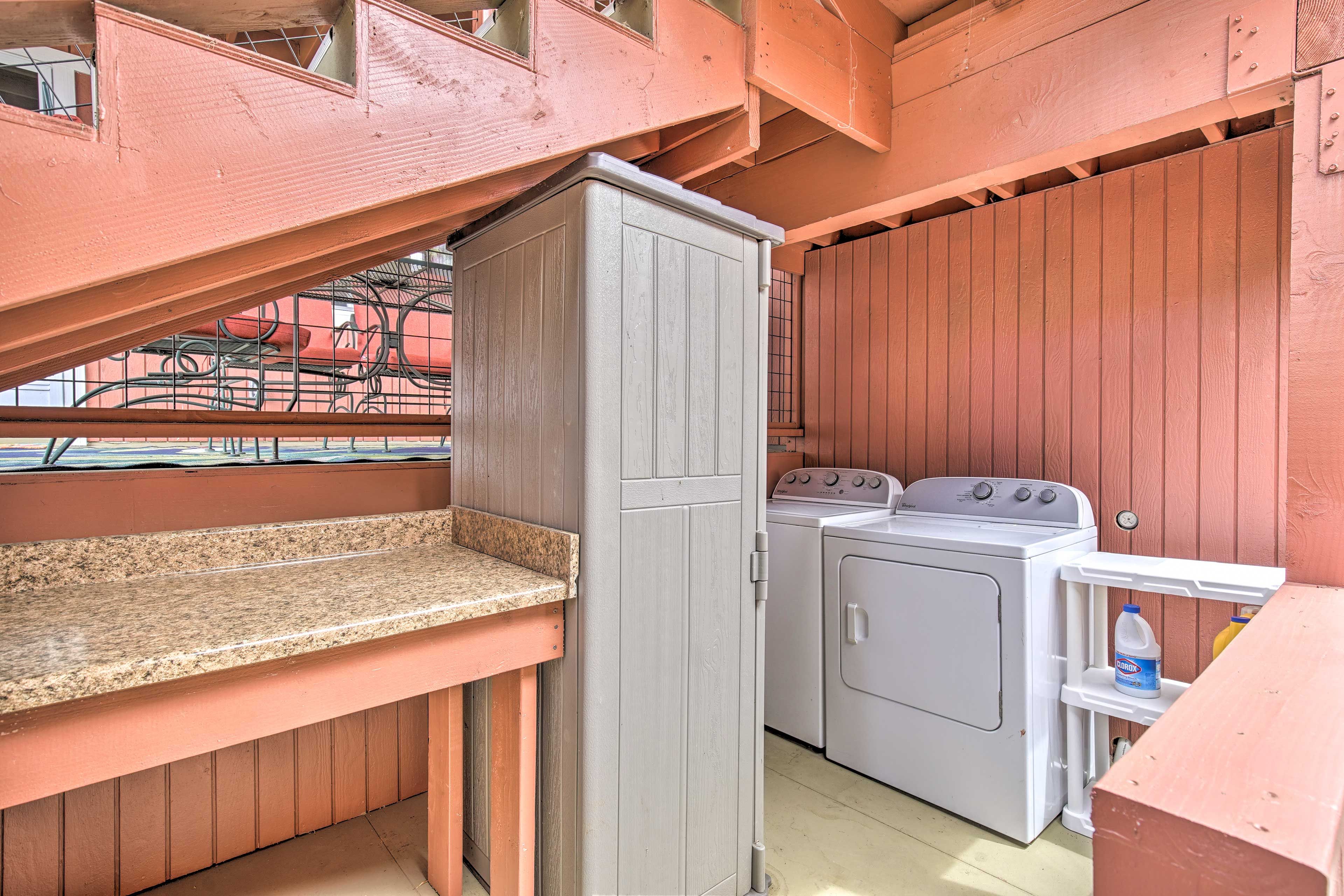 Shared Laundry | Lower Level