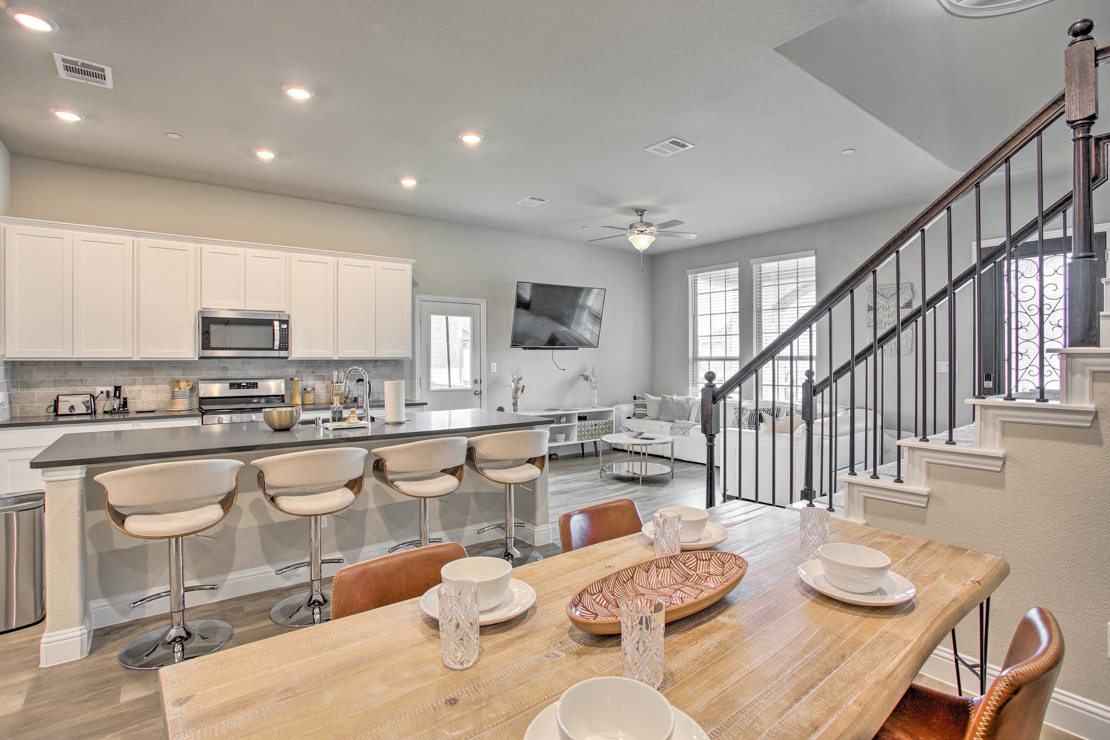 Fully Equipped Kitchen | Drip Coffee Makers | Espresso Machine