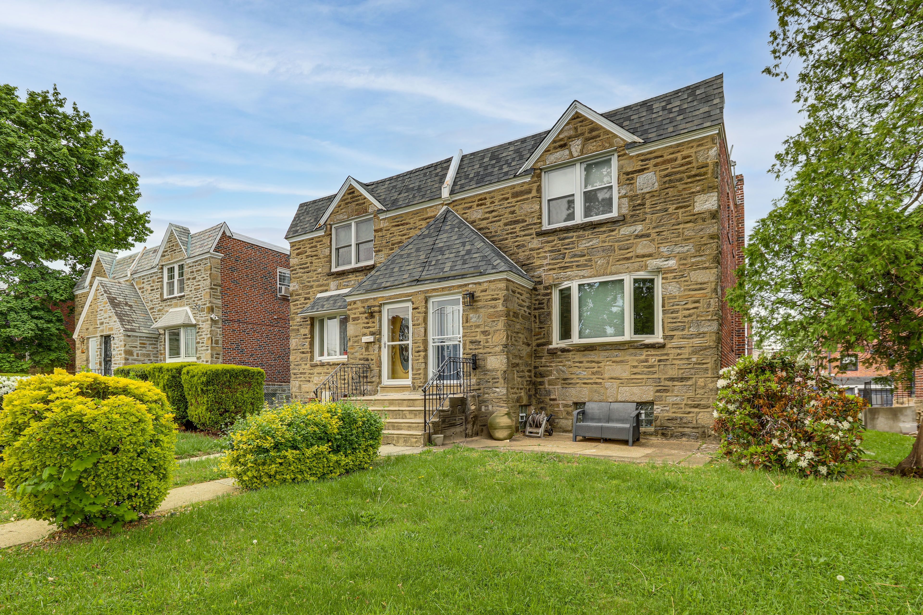 Philadelpia Vacation Rental | 2BR | 2.5BA | 1,600 Sq Ft