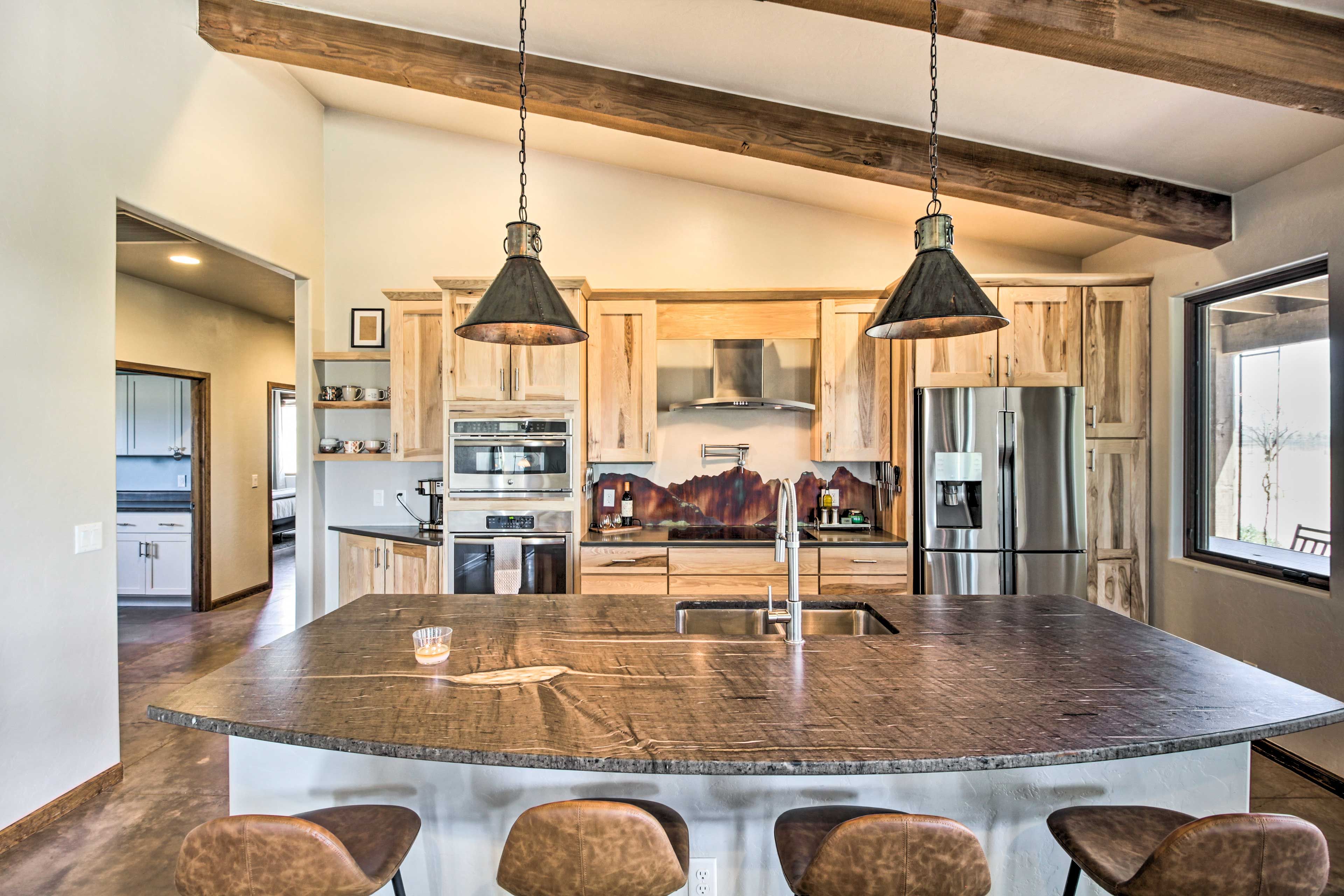 Kitchen | Fully Equipped