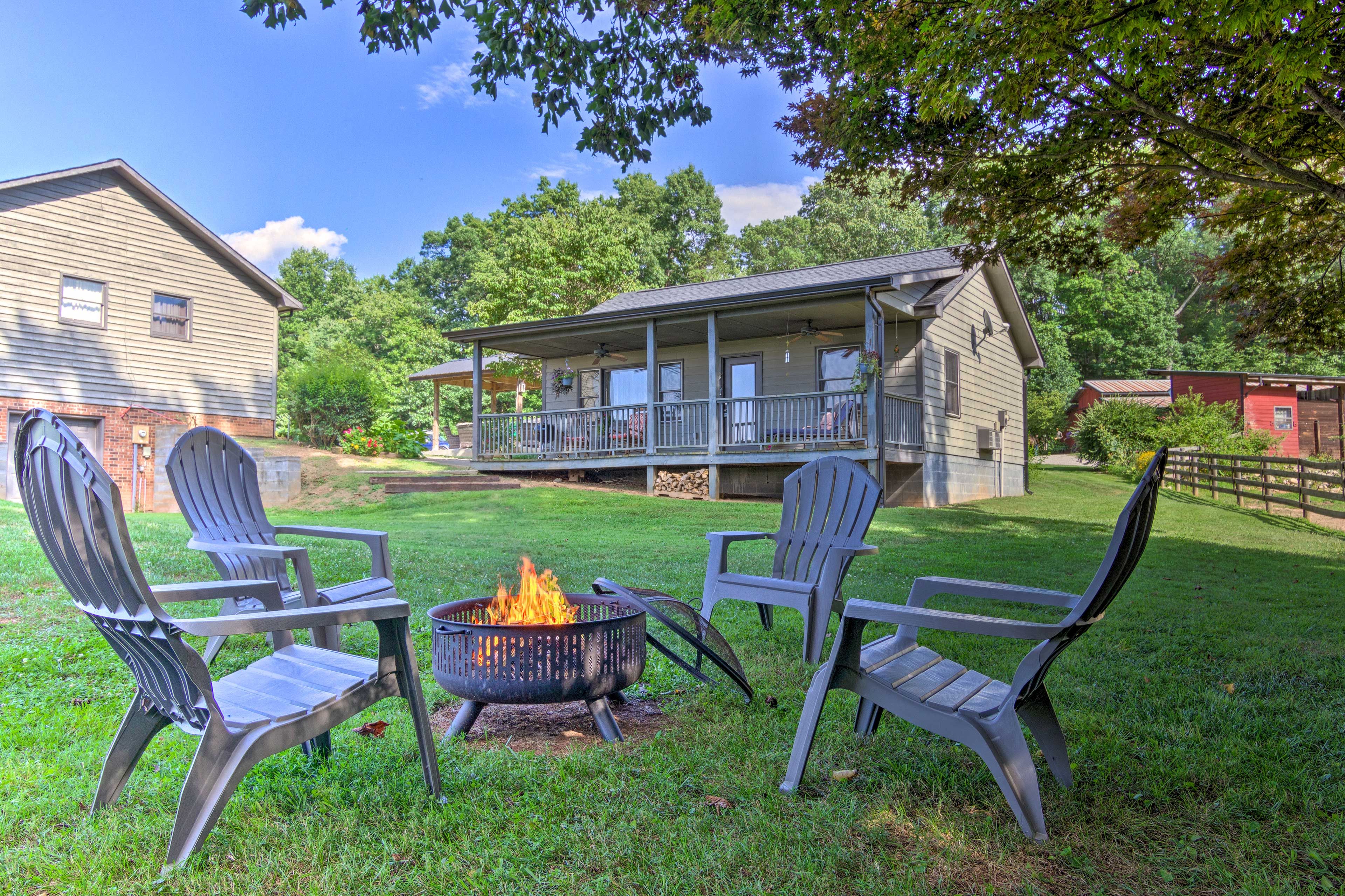 Morganton Vacation Rental | 1BR | 1BA | Step-Free Access | 750 Sq Ft