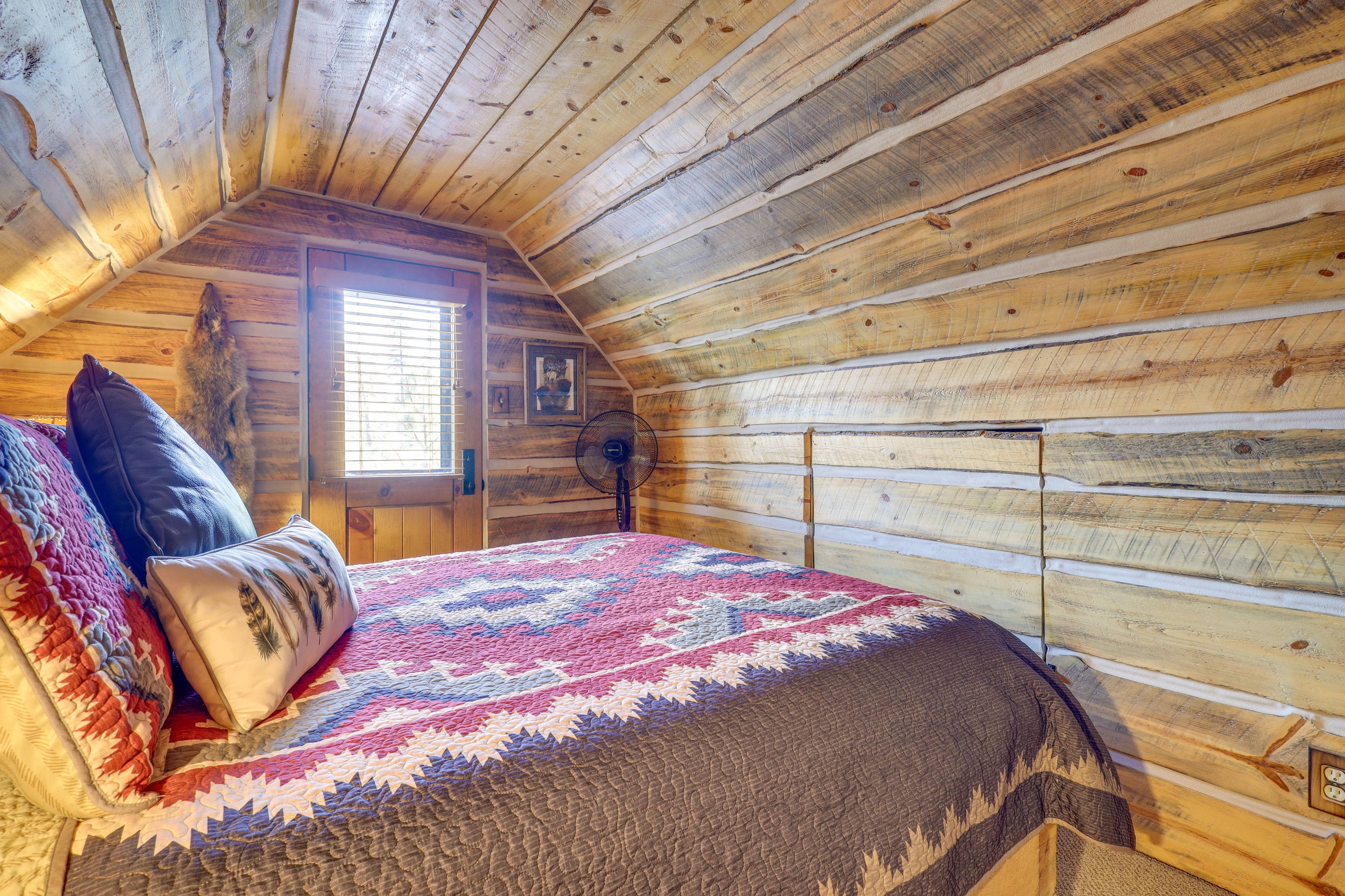 Bedroom | Queen Bed | 2nd Floor | Balcony Access