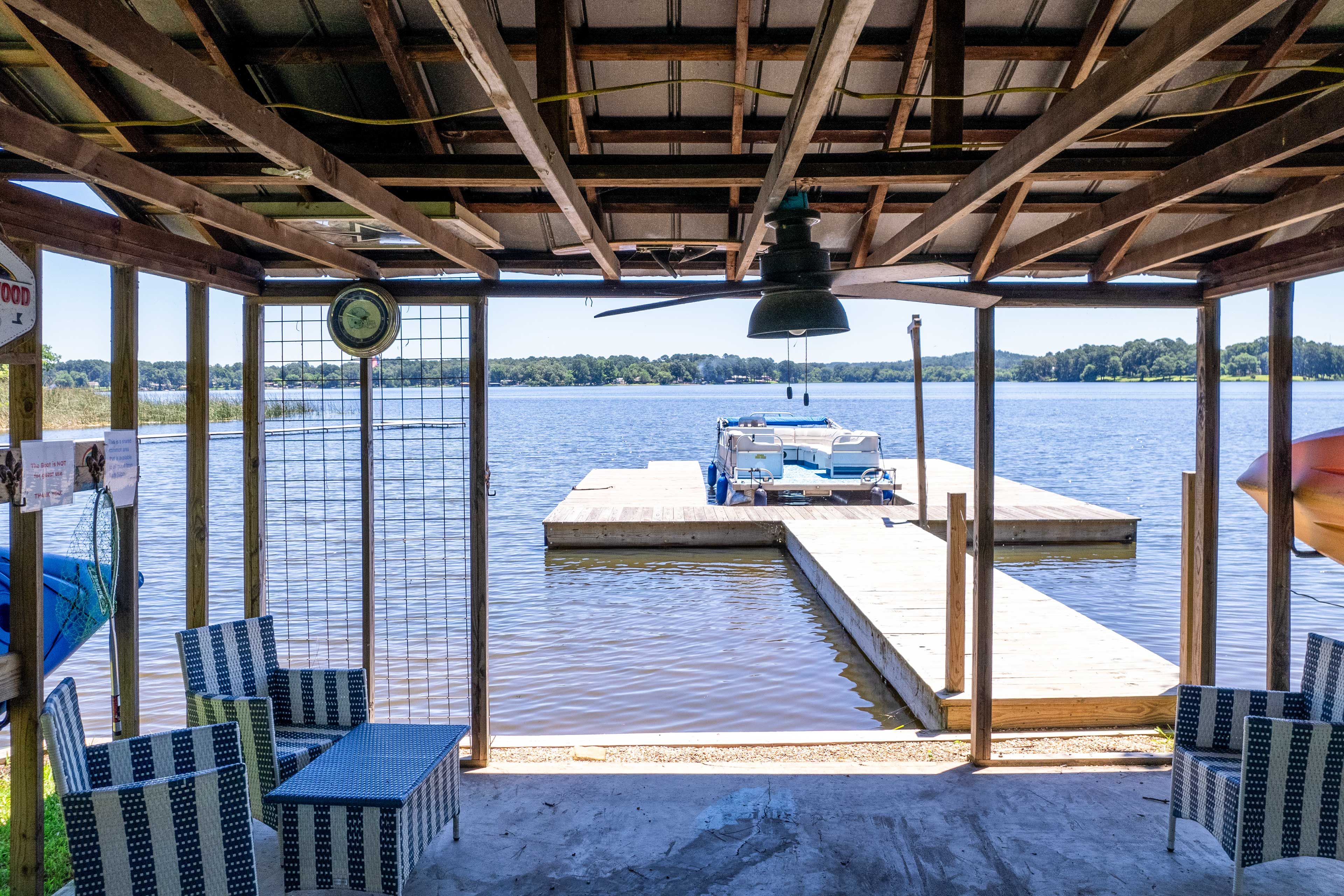 Covered Patio | Outdoor Seating | Kayak | Paddleboard