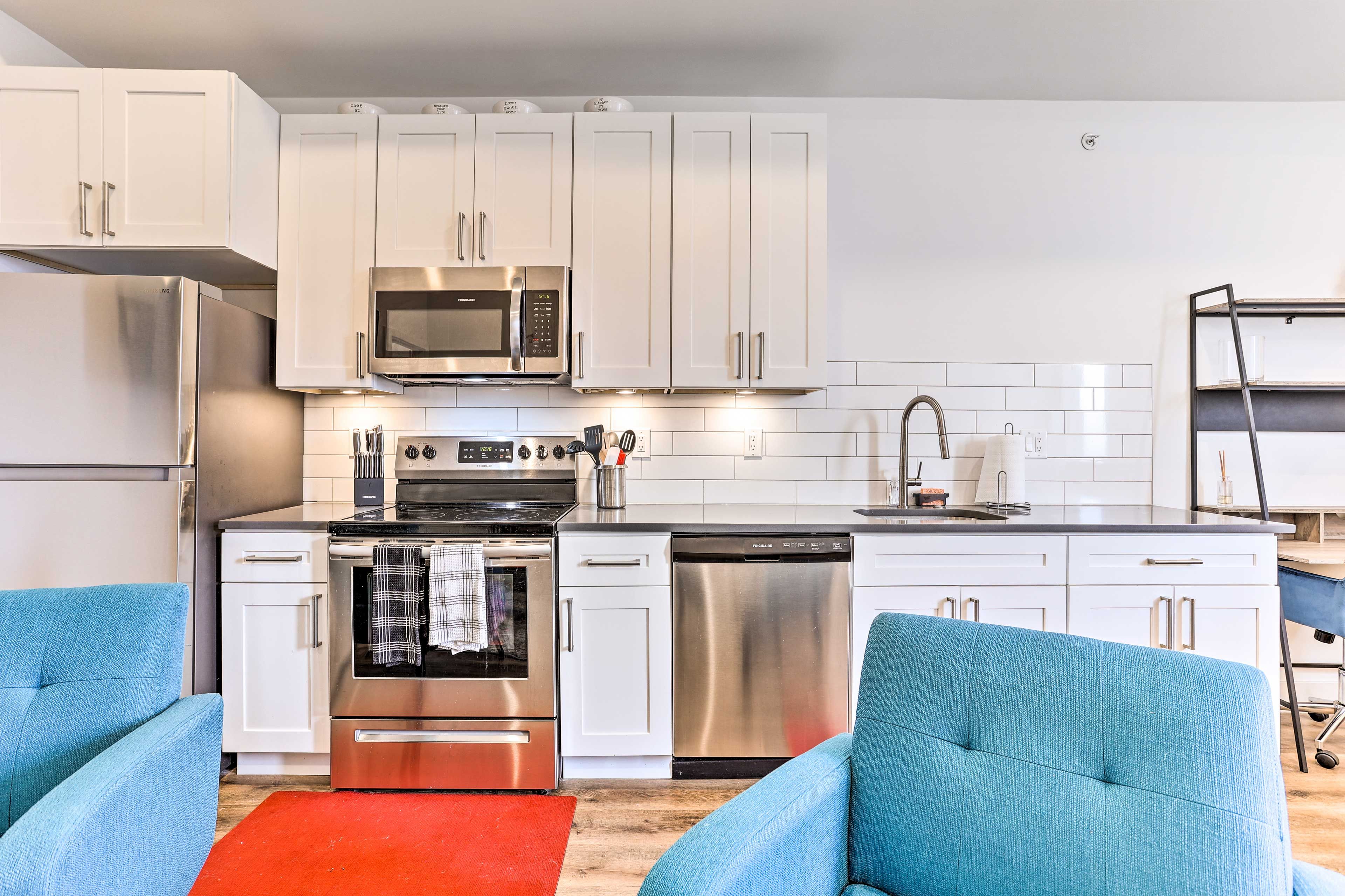 Kitchen | Microwave | Knife Set