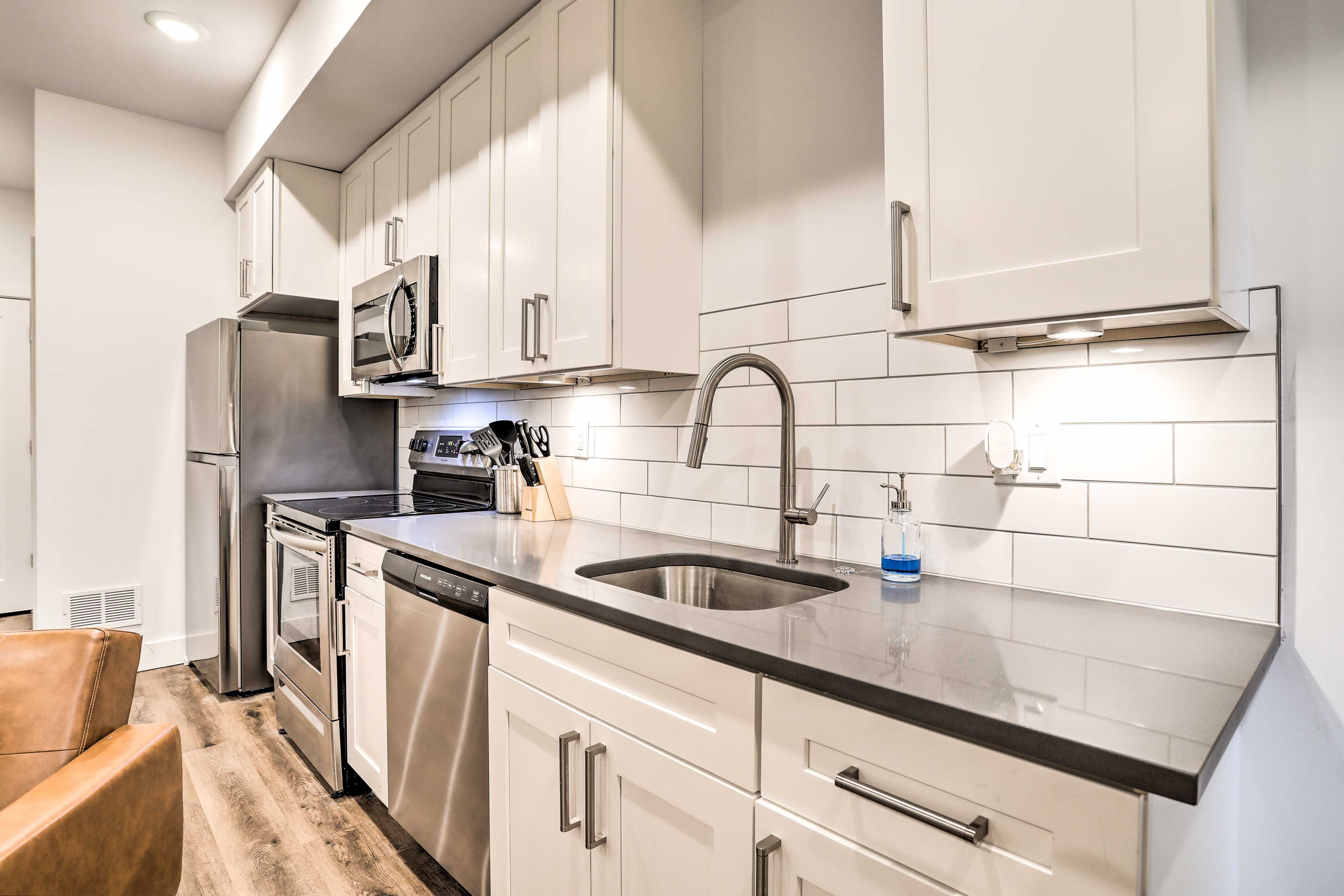 Kitchen | Fully Equipped | Cooking Basics | Dishware & Flatware