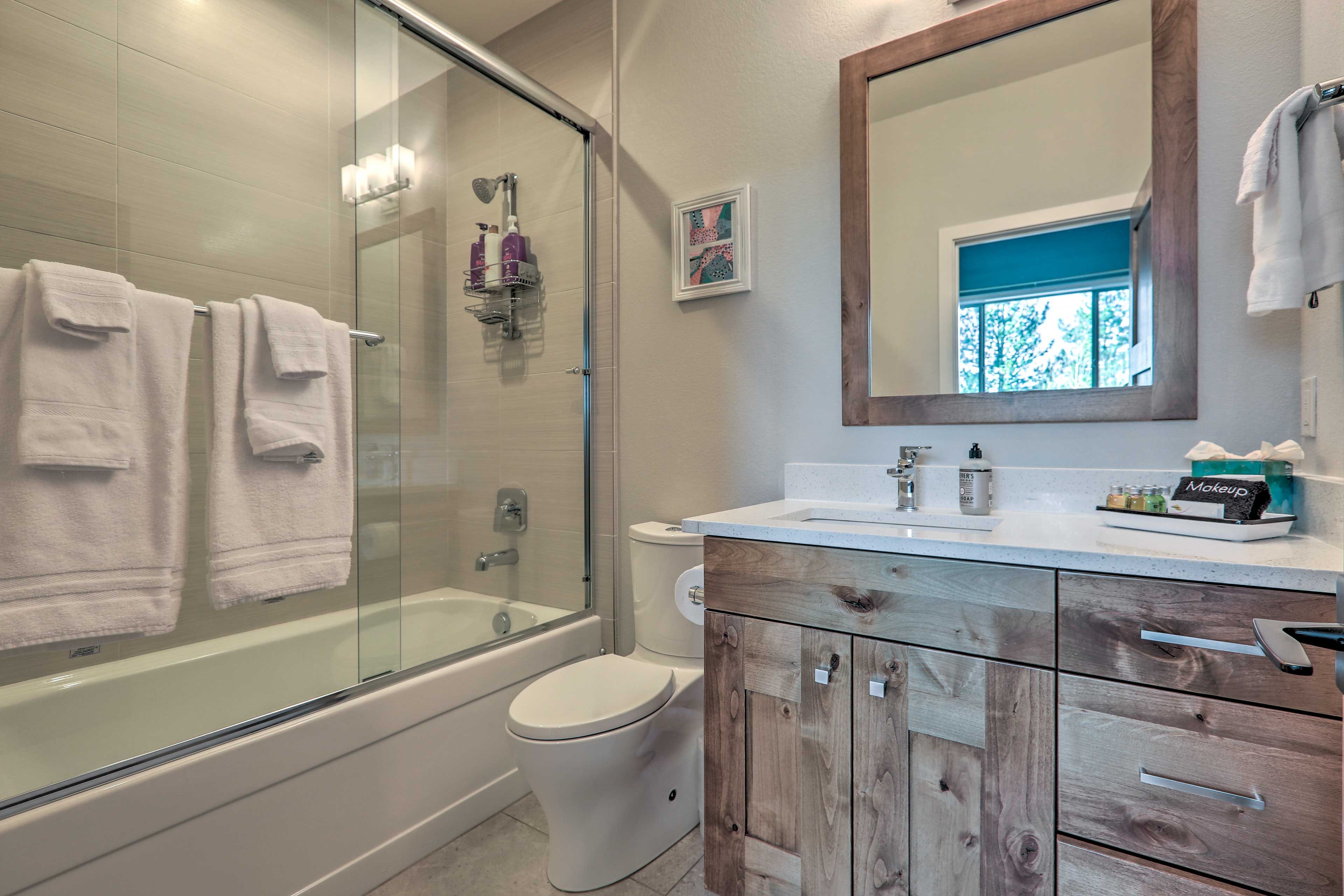 Full Bathroom