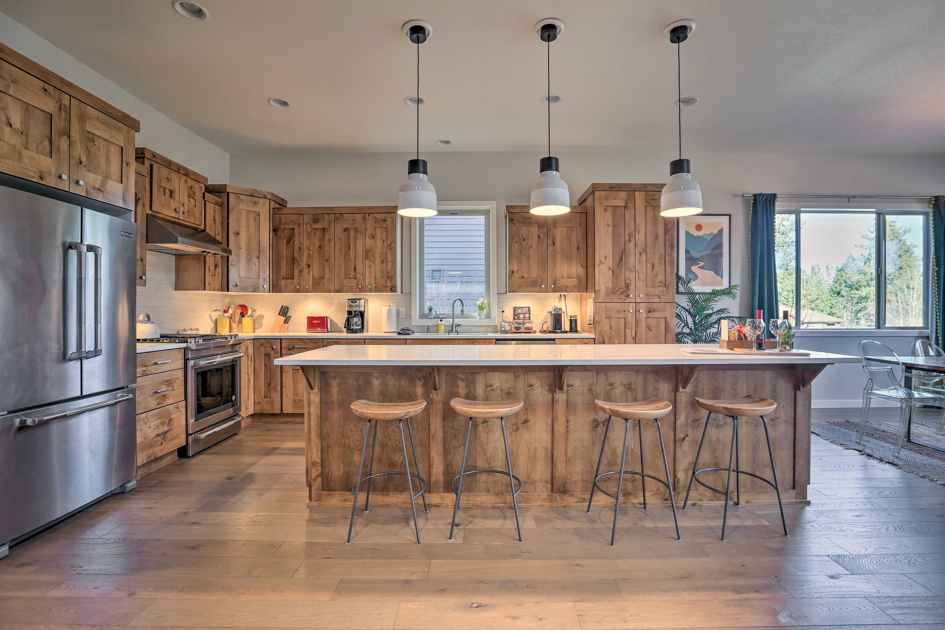 Fully Equipped Kitchen | Ice Maker