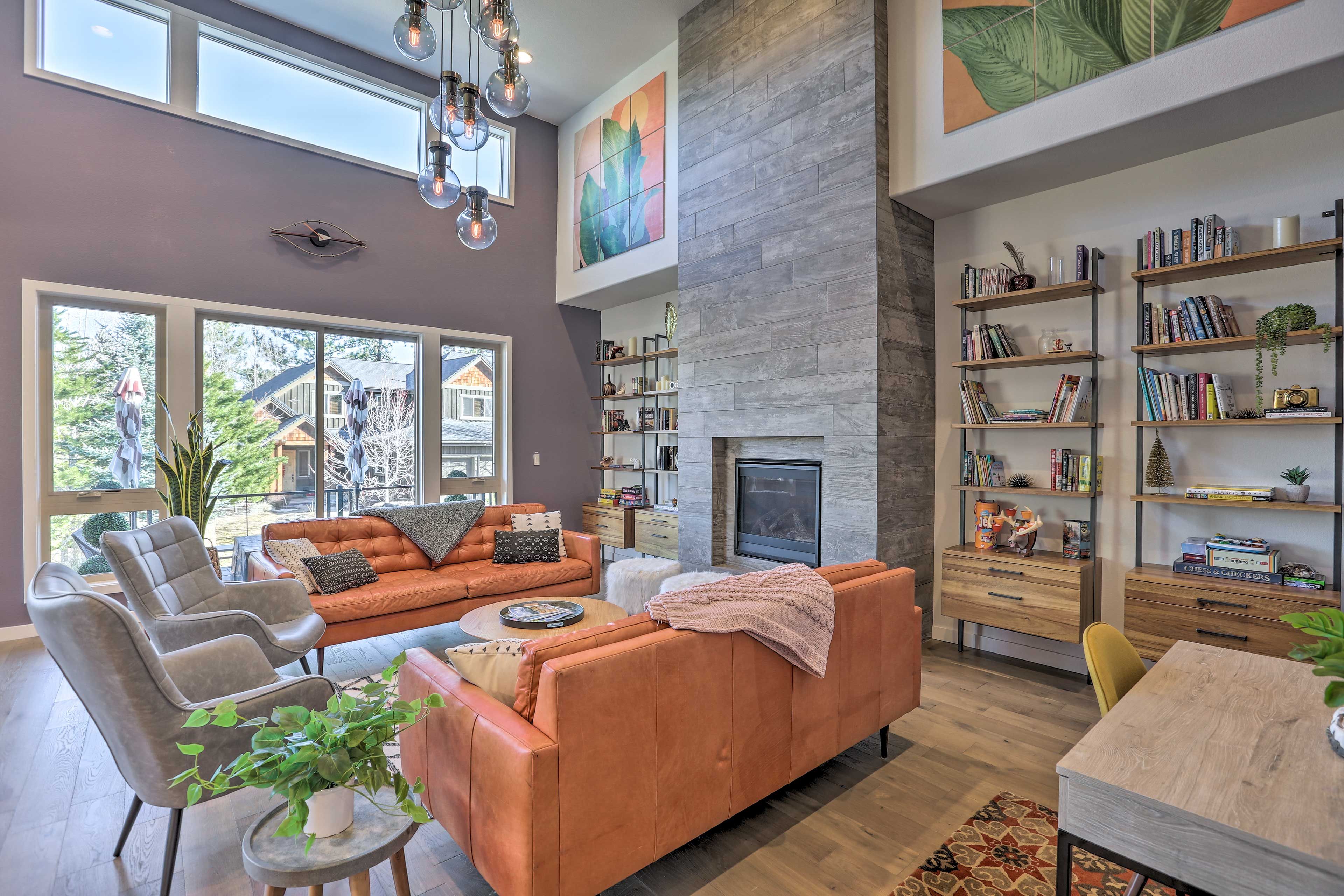 Living Room | Central A/C & Heat