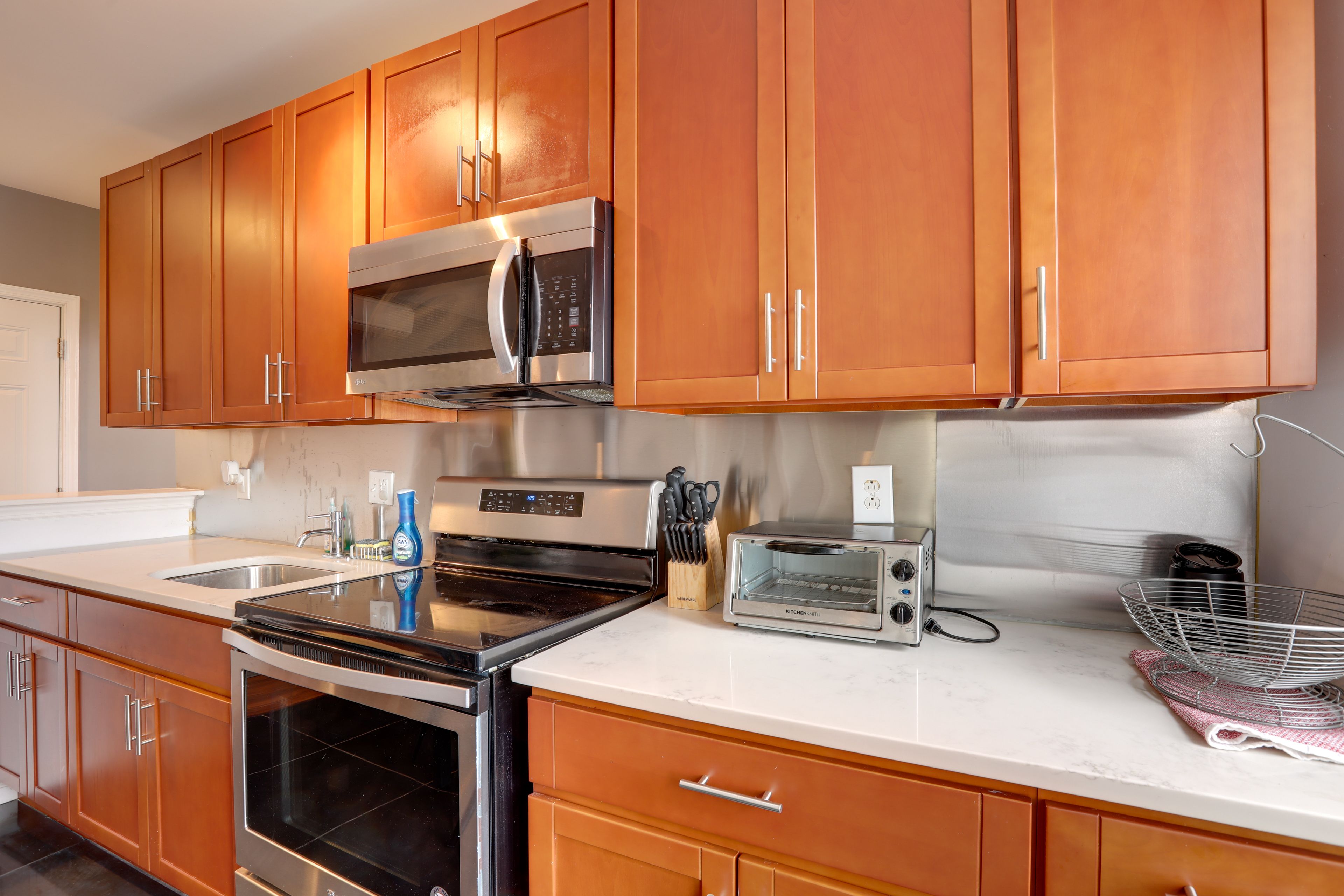 Kitchen | Refrigerator | Stove/Oven | Microwave | Cooking Basics