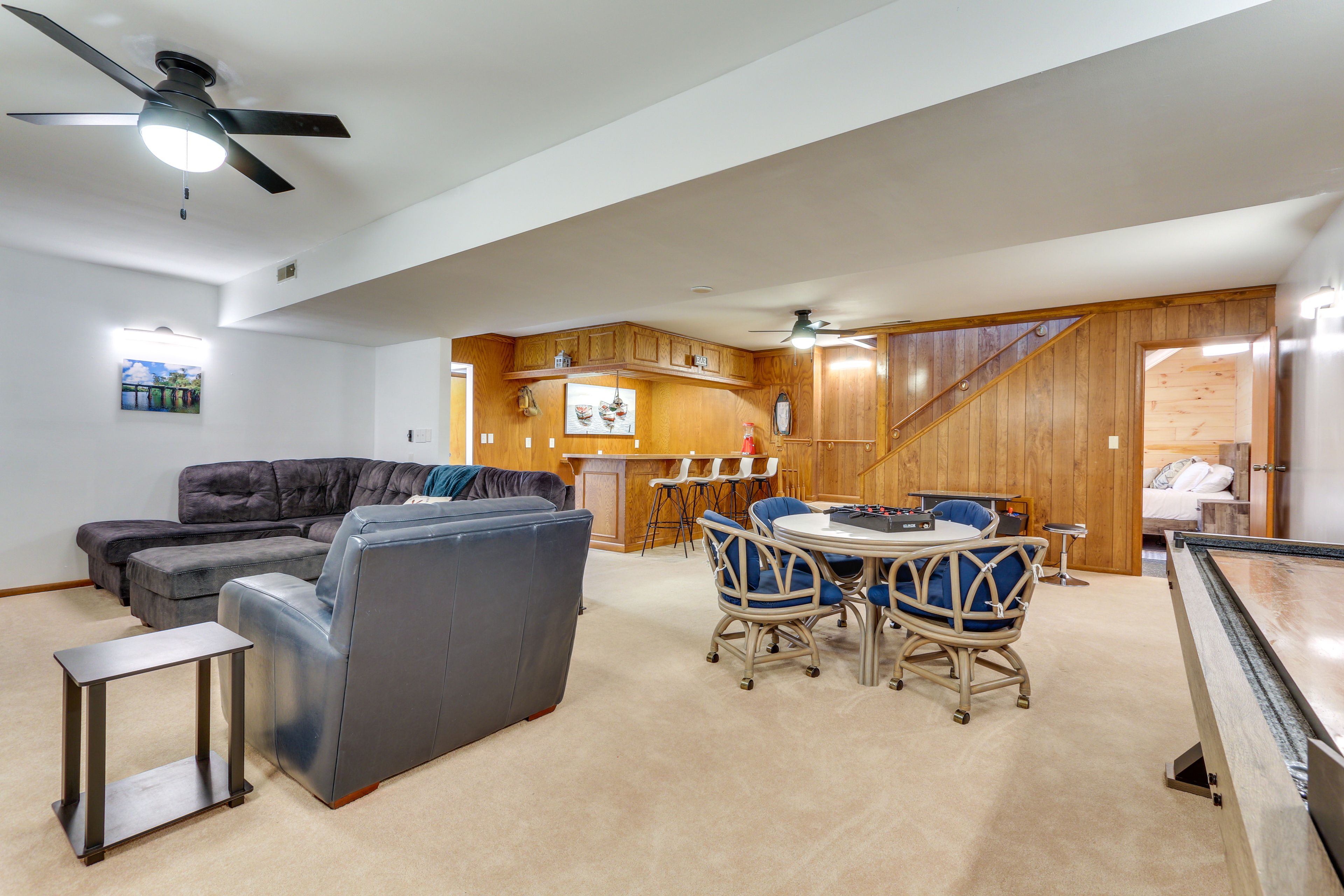 Game Room | Bar