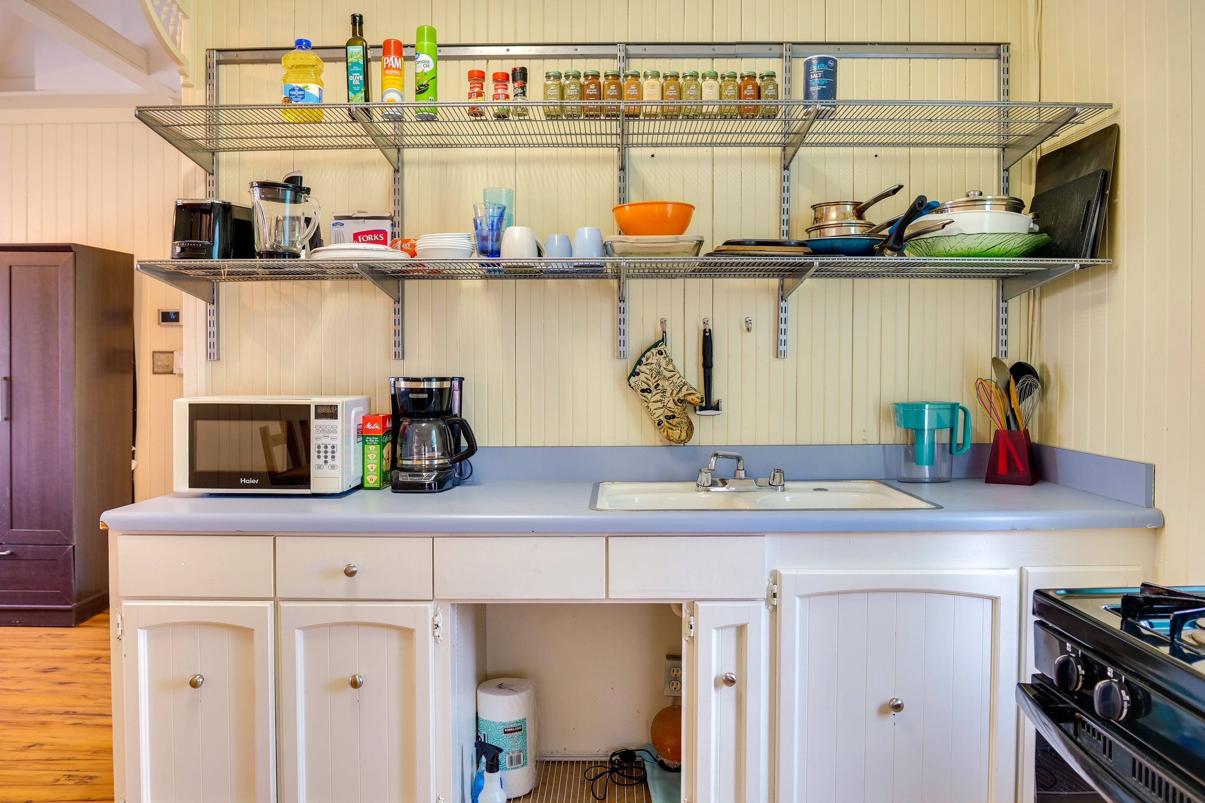 Kitchen | Crockpot | Microwave | Toaster | Drip Coffee Maker | Coffee